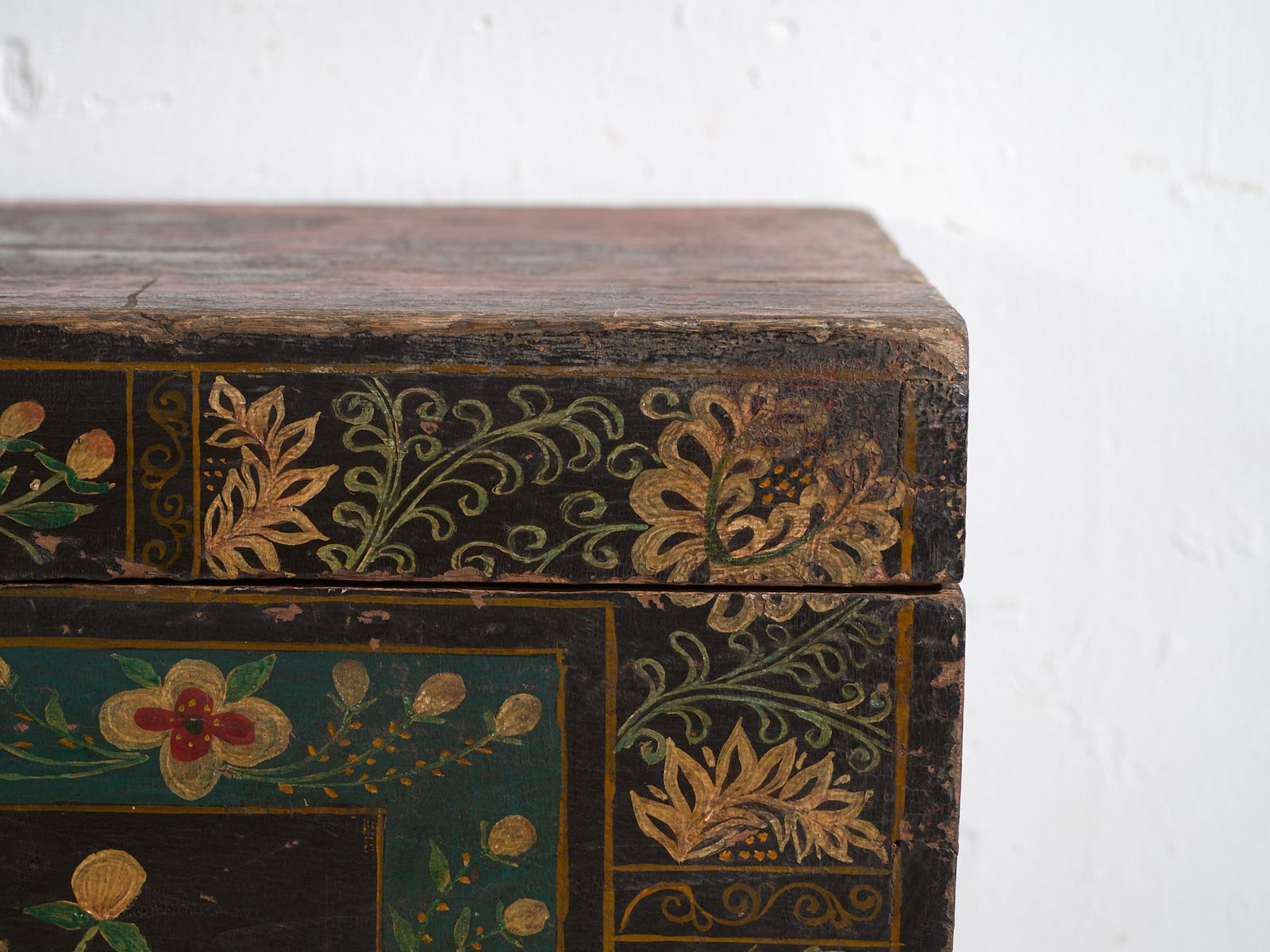 Antique Painted Chinese Trunk In Pine Wood – China, Circa 1900 photo buy