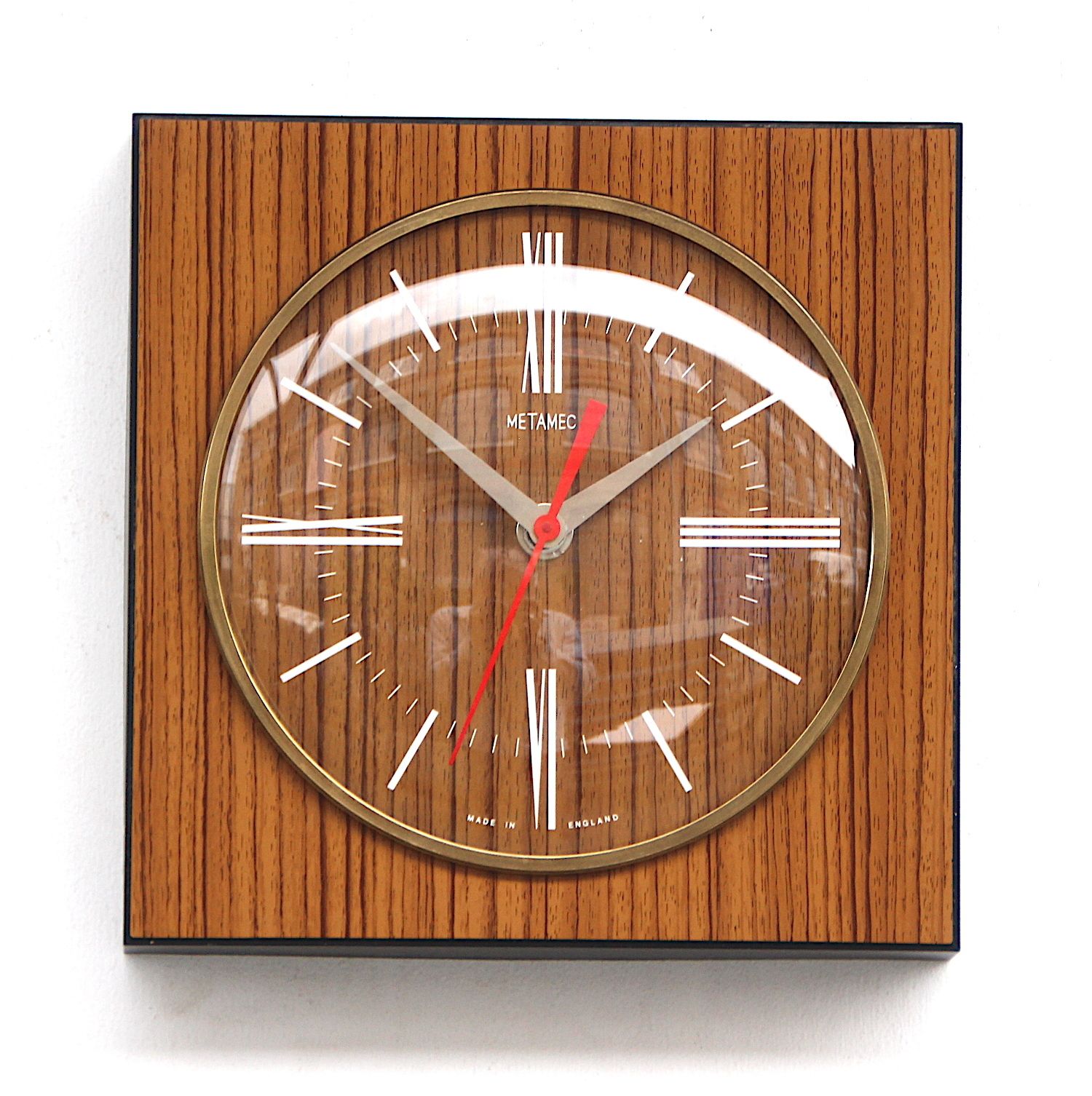 1970s British Kitsch Lounge Vintage Wall Clock. Fully Guaranteed. London Timepiece. photo for sale
