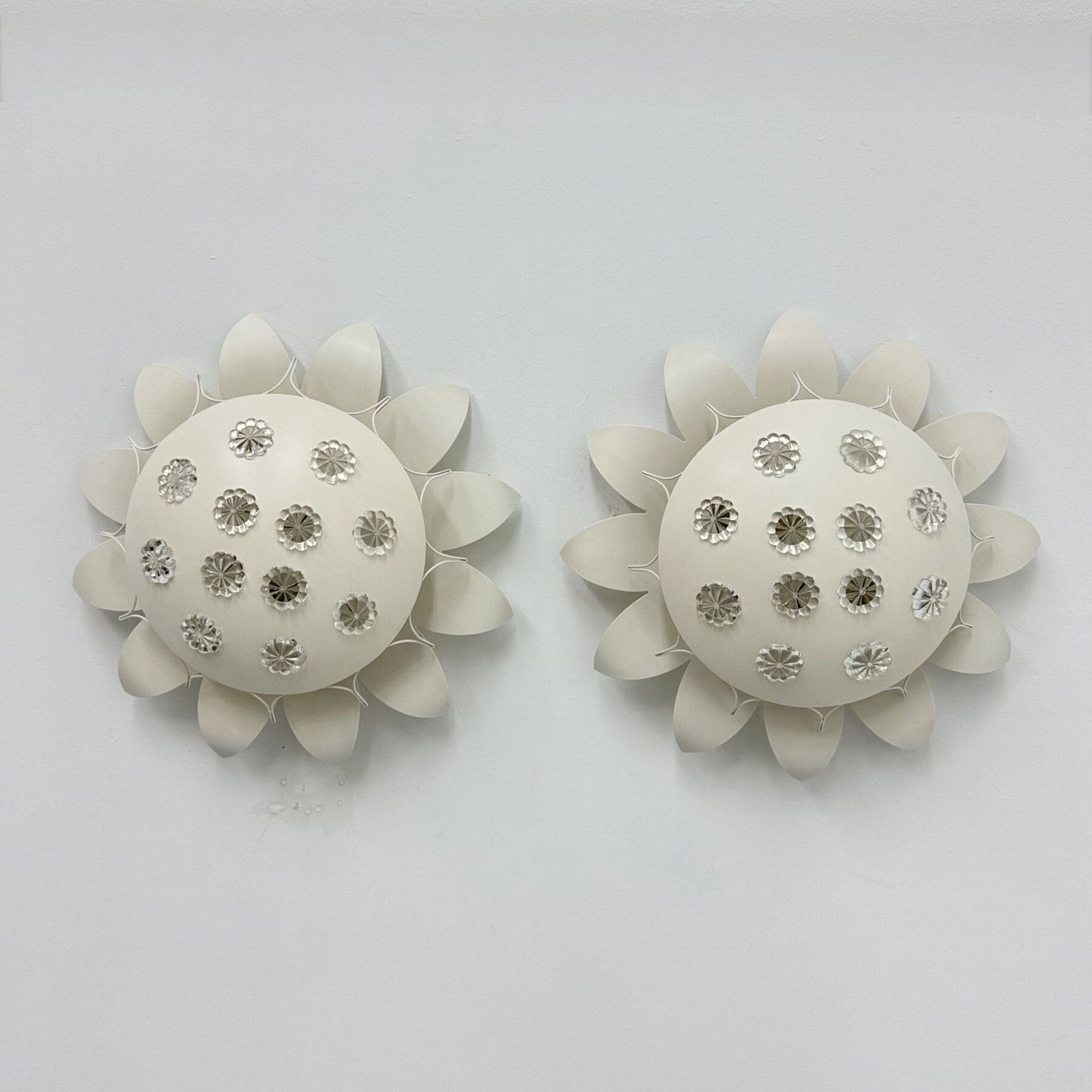 Set Of 2 Emil Stejnar Wall Lamp With Flower Crystals , 1950s Vienna photo 2681.0
