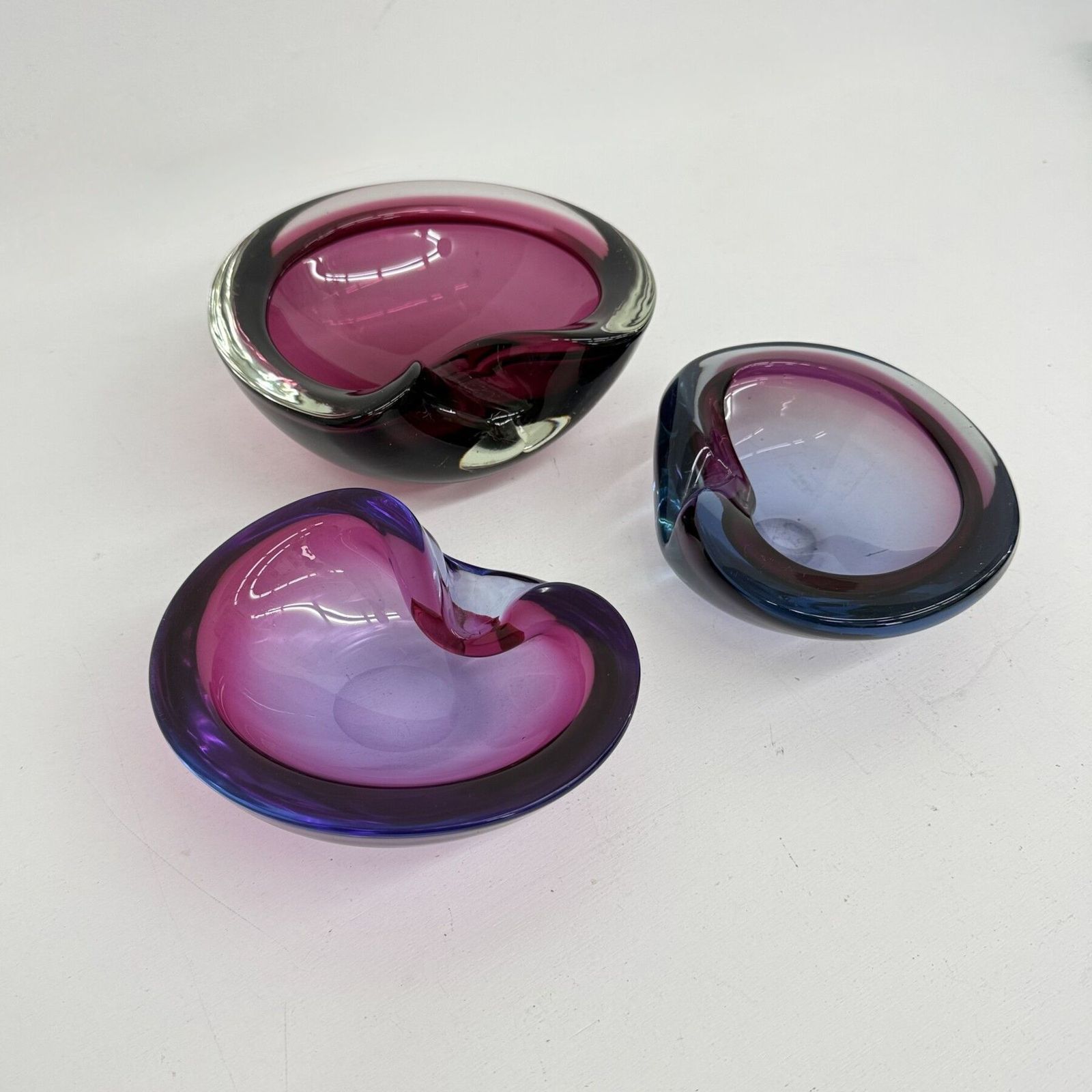 Set van 3 Murano sommerso roze glazen schalen, jaren 1970 photo 644.0