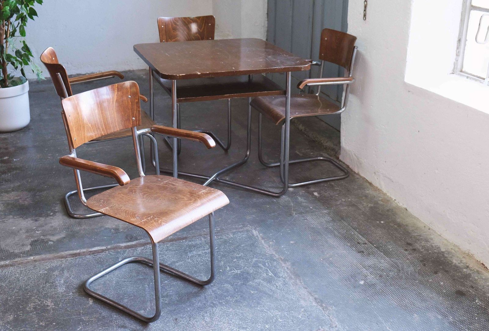 Bauhaus Cantilever Chair Set With Conference/Dining Table photo vintage