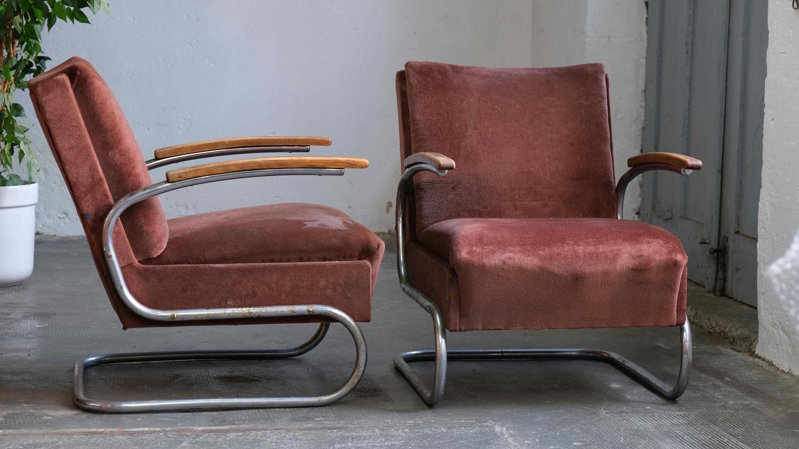 Bauhaus Armchair S 411 With Reddish Brown Velvet Upholstery / Thonet License