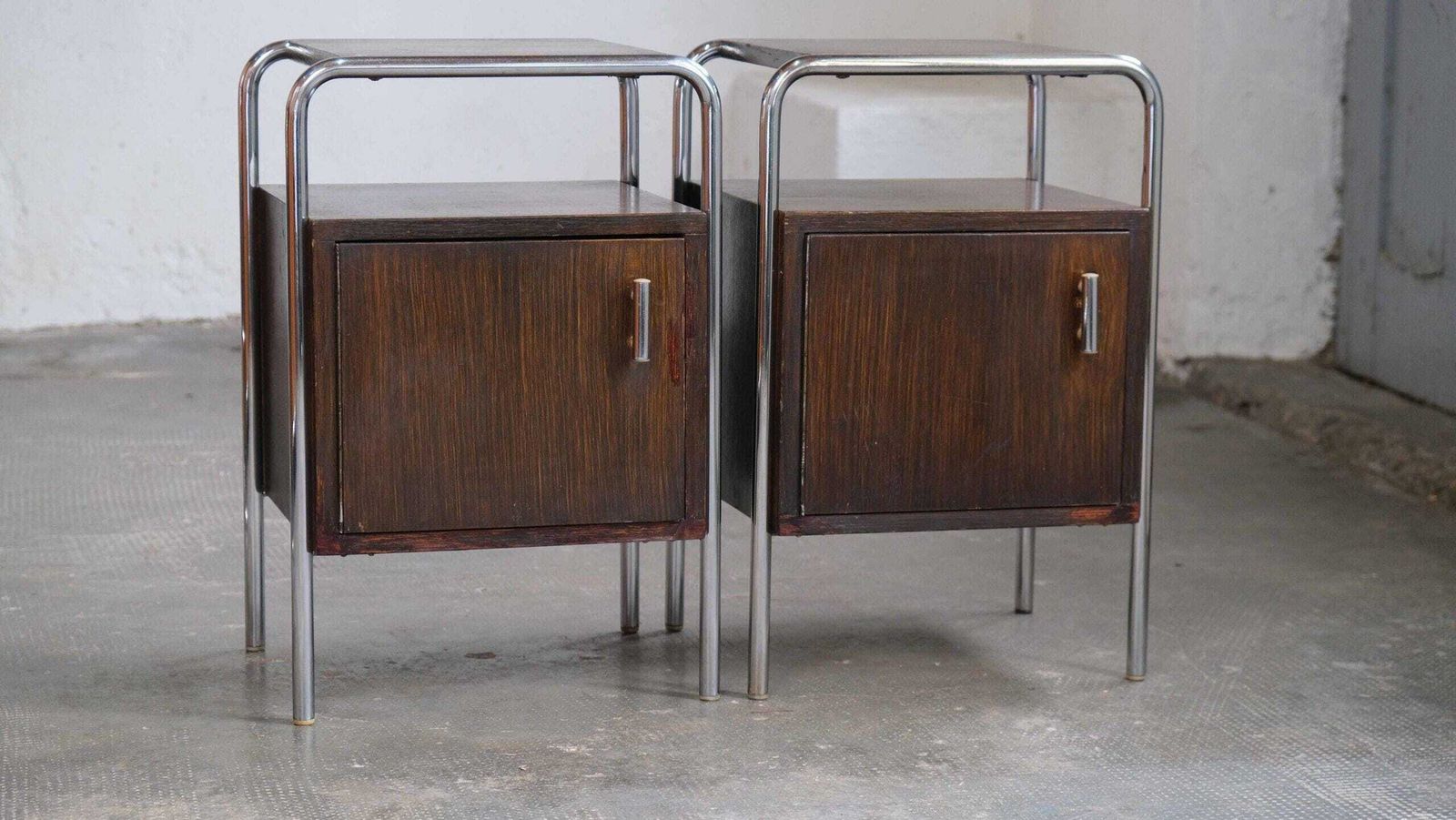 1 Of 2 Bauhaus Bedside Tables In Dark Brown photo furniture