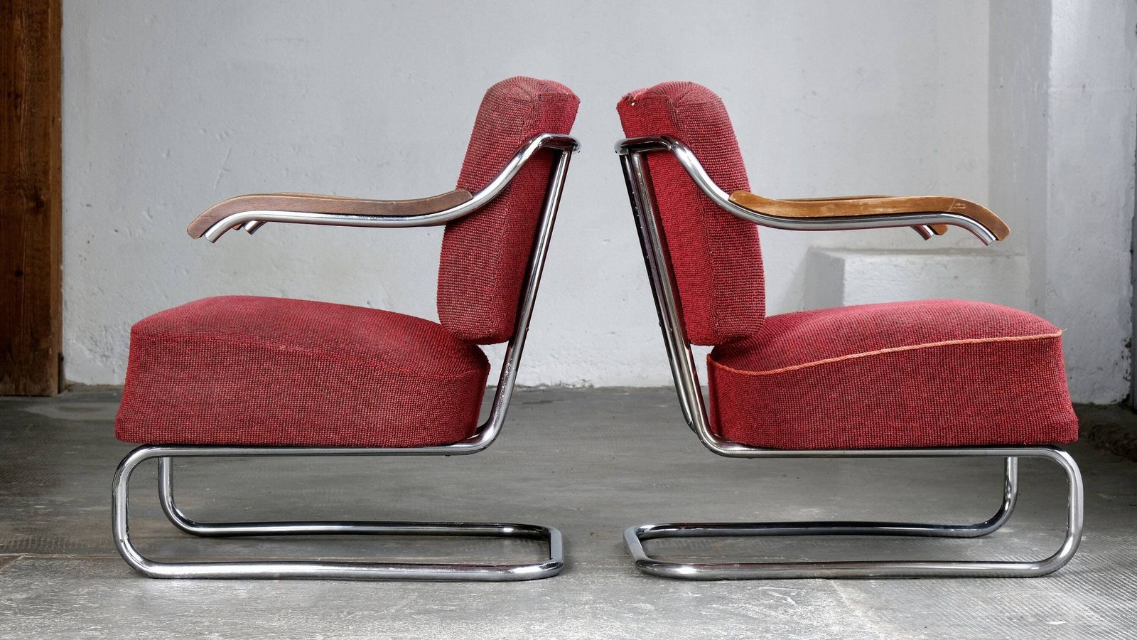 Two Bauhaus Armchairs By Mücke Melder In Dark Red photo 2194.0
