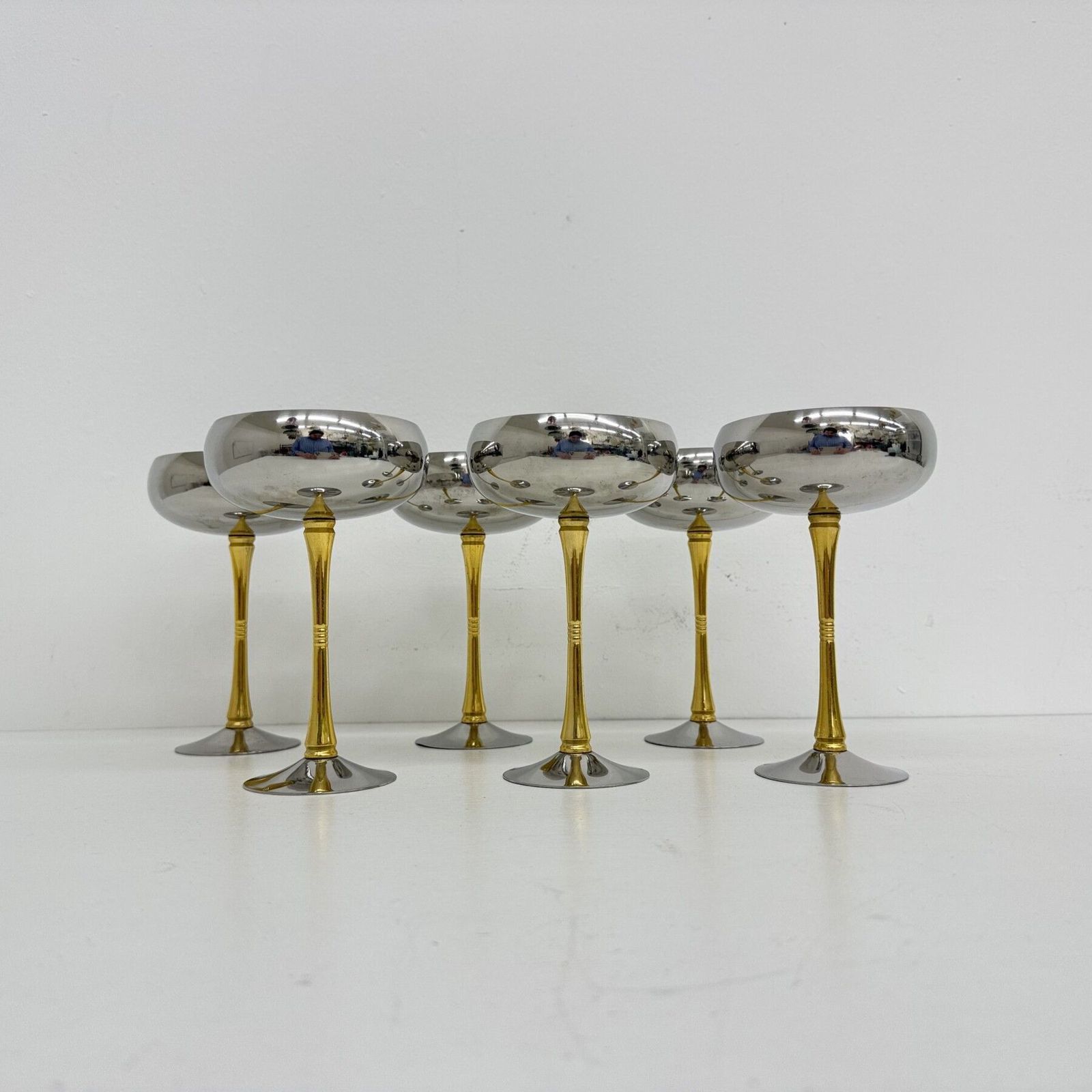 Mid-Century set van 6 Italiaanse champagnecoupes van roestvrij staal en messing, jaren 1970