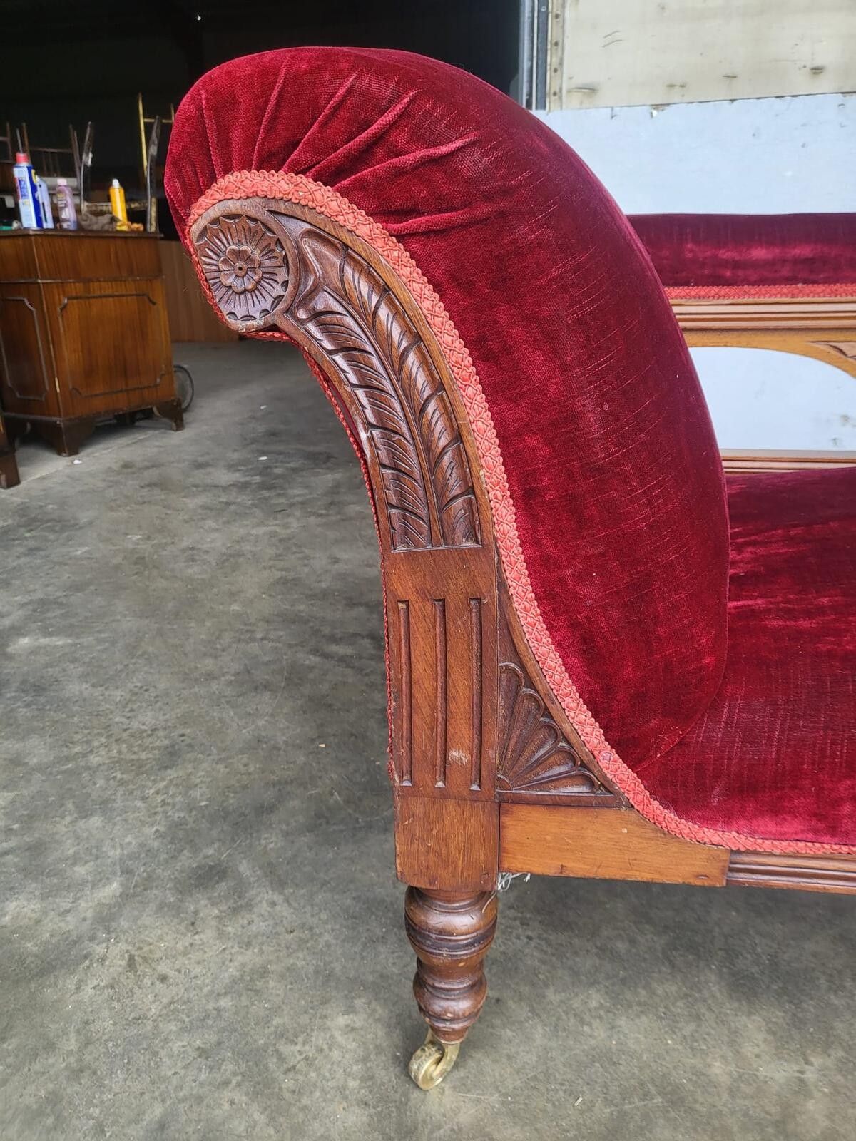Antique Victorian Red Chaise Longue Sofa Turned Legs Castors photo furniture