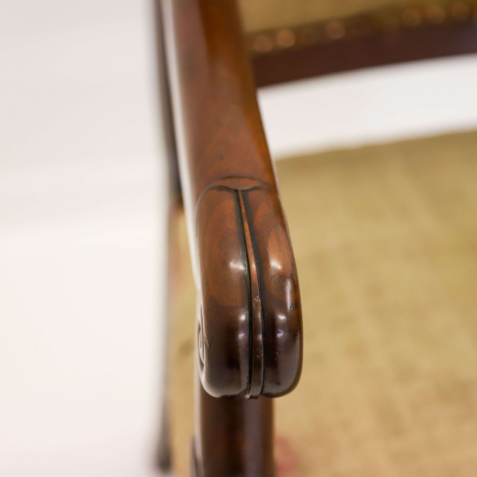 photo furniture Pair Of French Mahogany Fauteuils – Early 19th Century Armchairs With Carved Scroll Arms