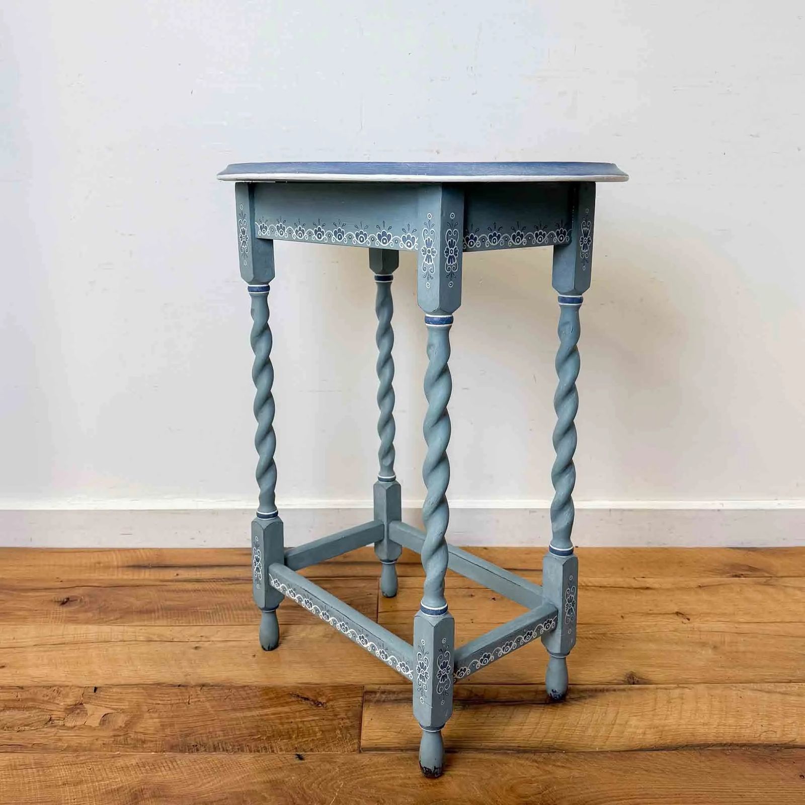 Vintage Oval Barley Twist Table With Blue & White Painted Finish photo Furniture