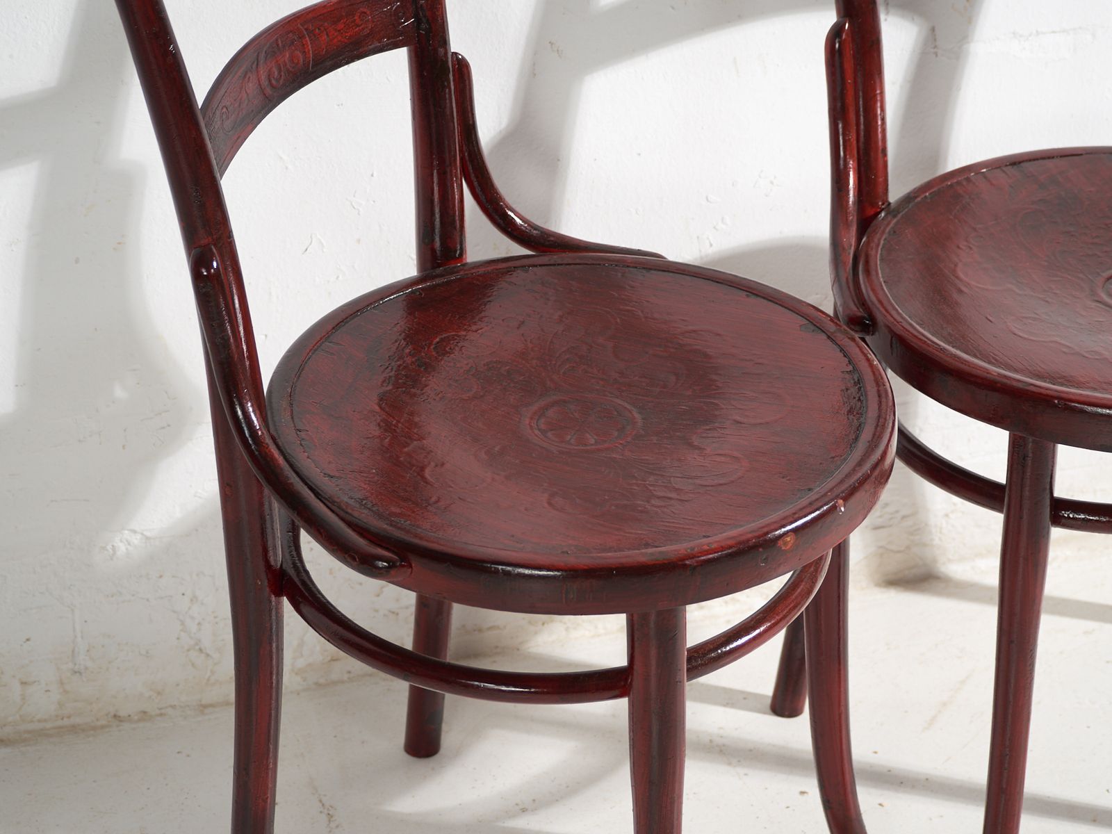 Antique Set Of 4 Bentwood Thonet Chairs – Central Europe, Circa 1900 photo vinterior
