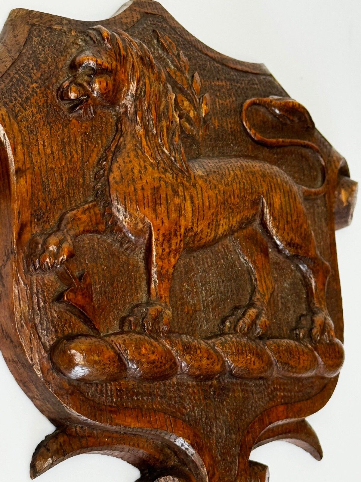 19th Century Pugin Design Carved Tiger Oak Heraldic Lion Shield Crest Sculpture photo buy