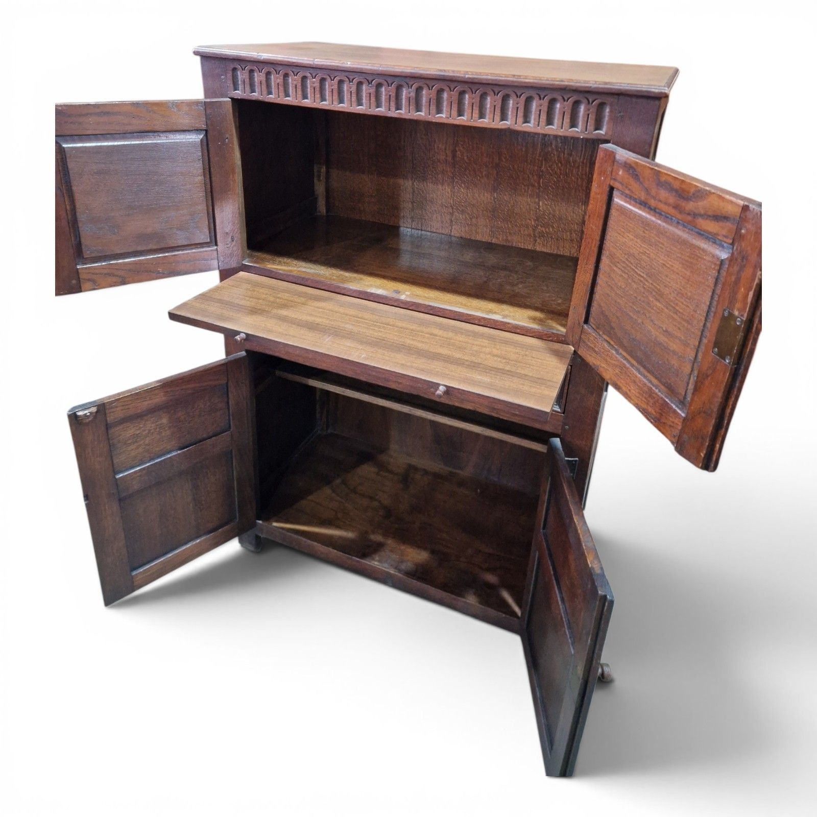 195.0 Carved Oak Drinks Cabinet Bar Cocktail Cupboard Drawers Slide Antique Style photo