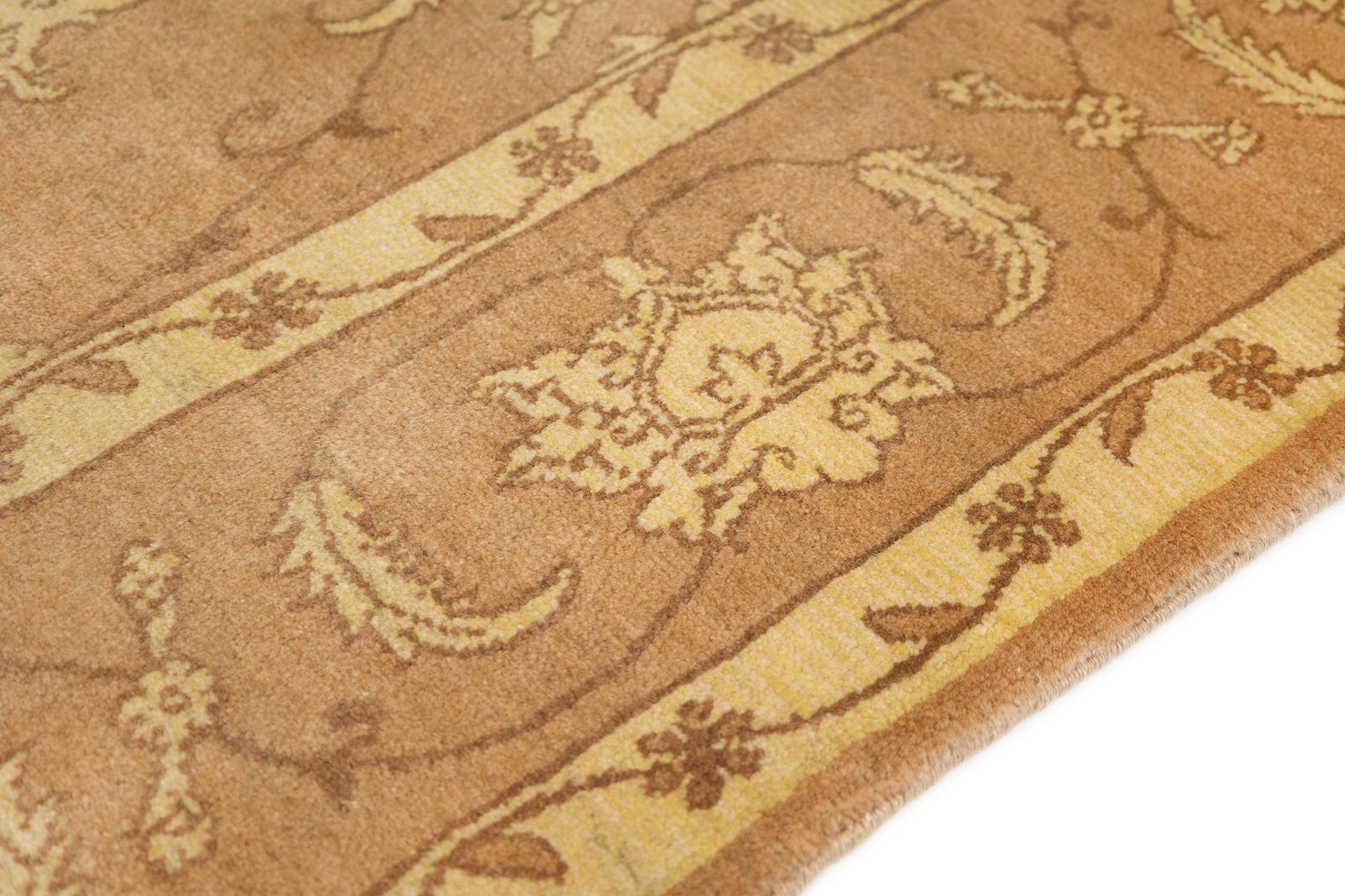 Modern Isfahan Rug, 315 × 202 Cm, Beige And Cream photo buy