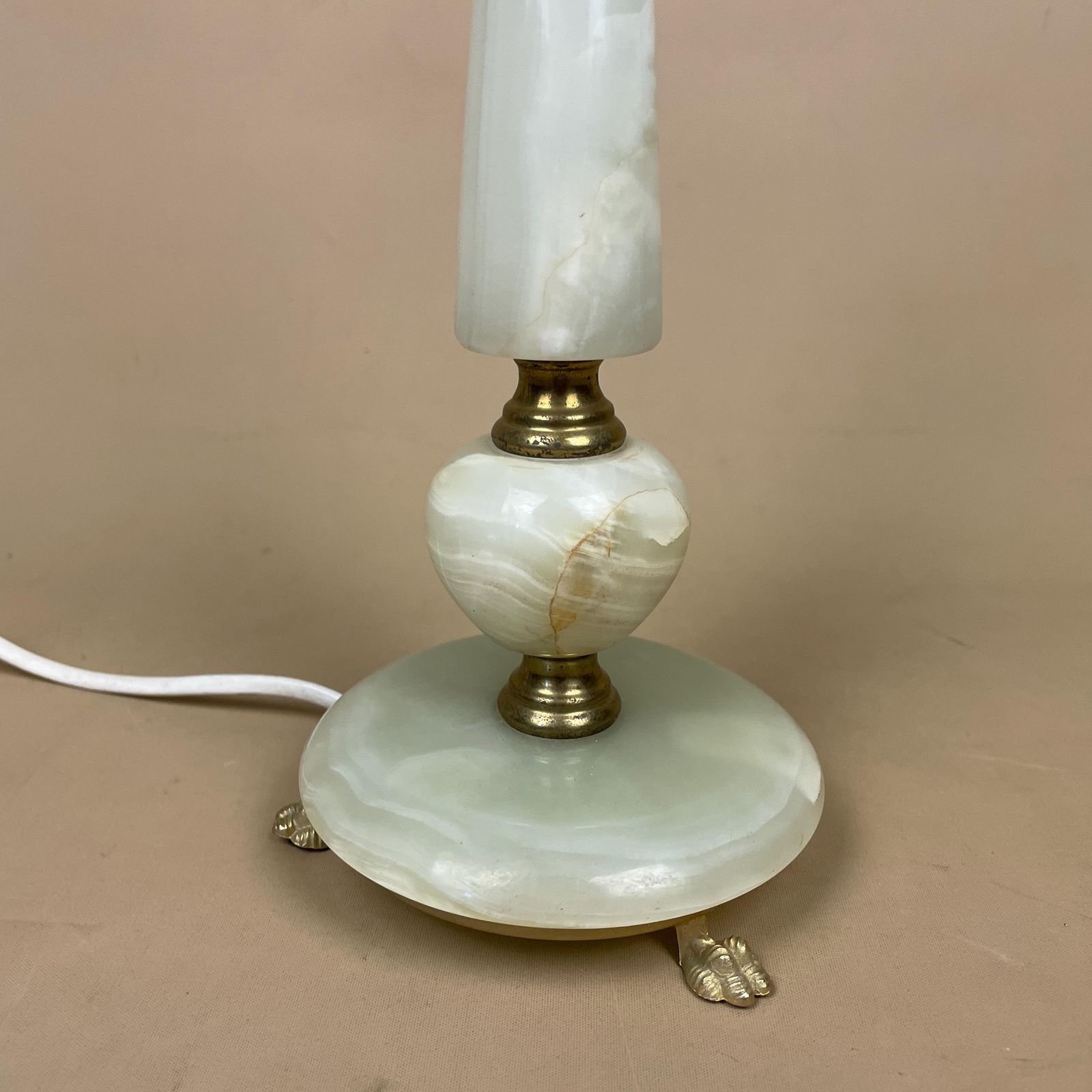 Green Onyx Marble Lamp Light Bedside Brass Gold Metal Ornate Round Base Marbled Pattern Classic Column Natural Stone Antique Vintage Side photo furniture