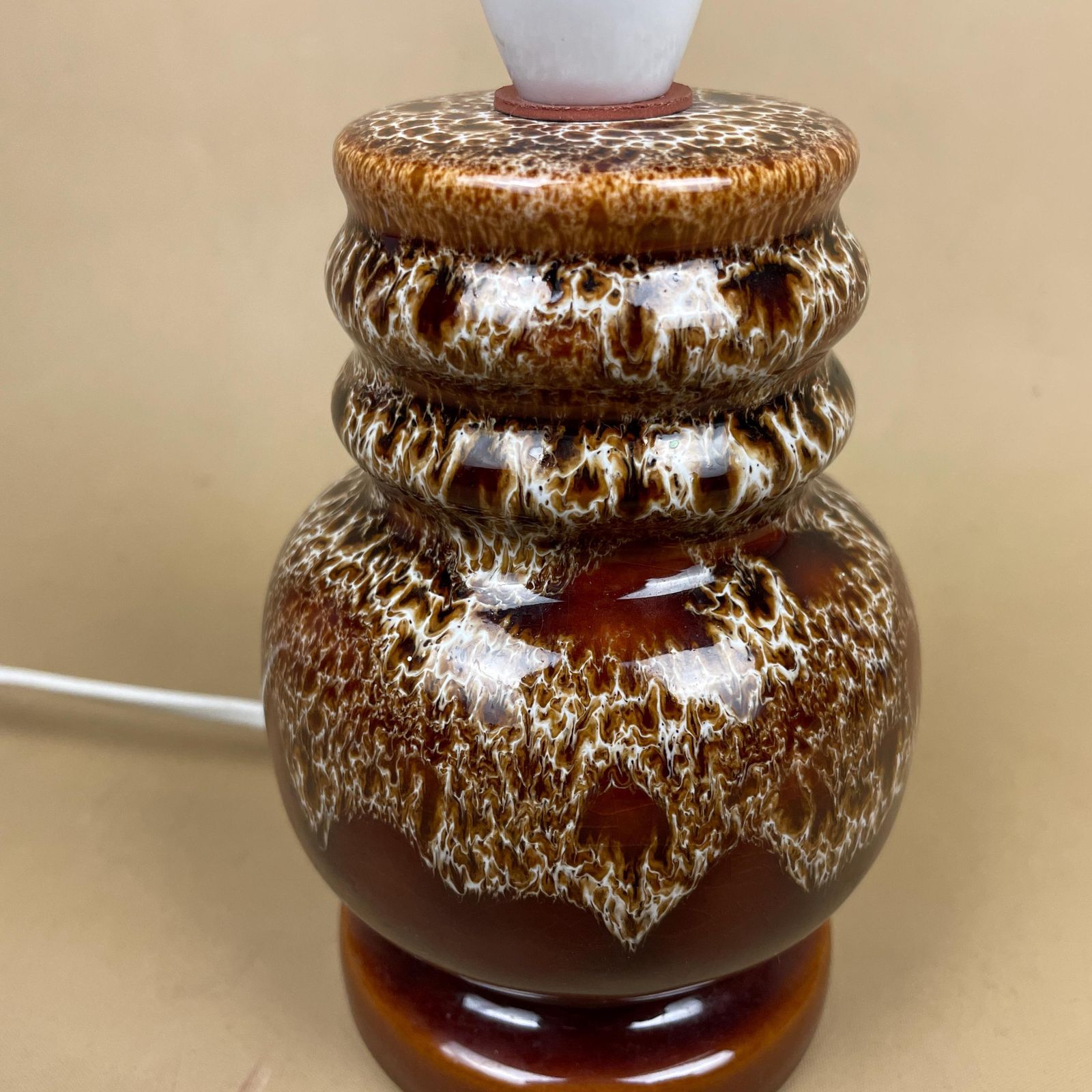 Vintage Ceramic Patterned Brown Studio Pottery Lamp Bedside Table Light Handle Vase Retro Cottage Natural Antique Pattern Handmade Marbled photo furniture