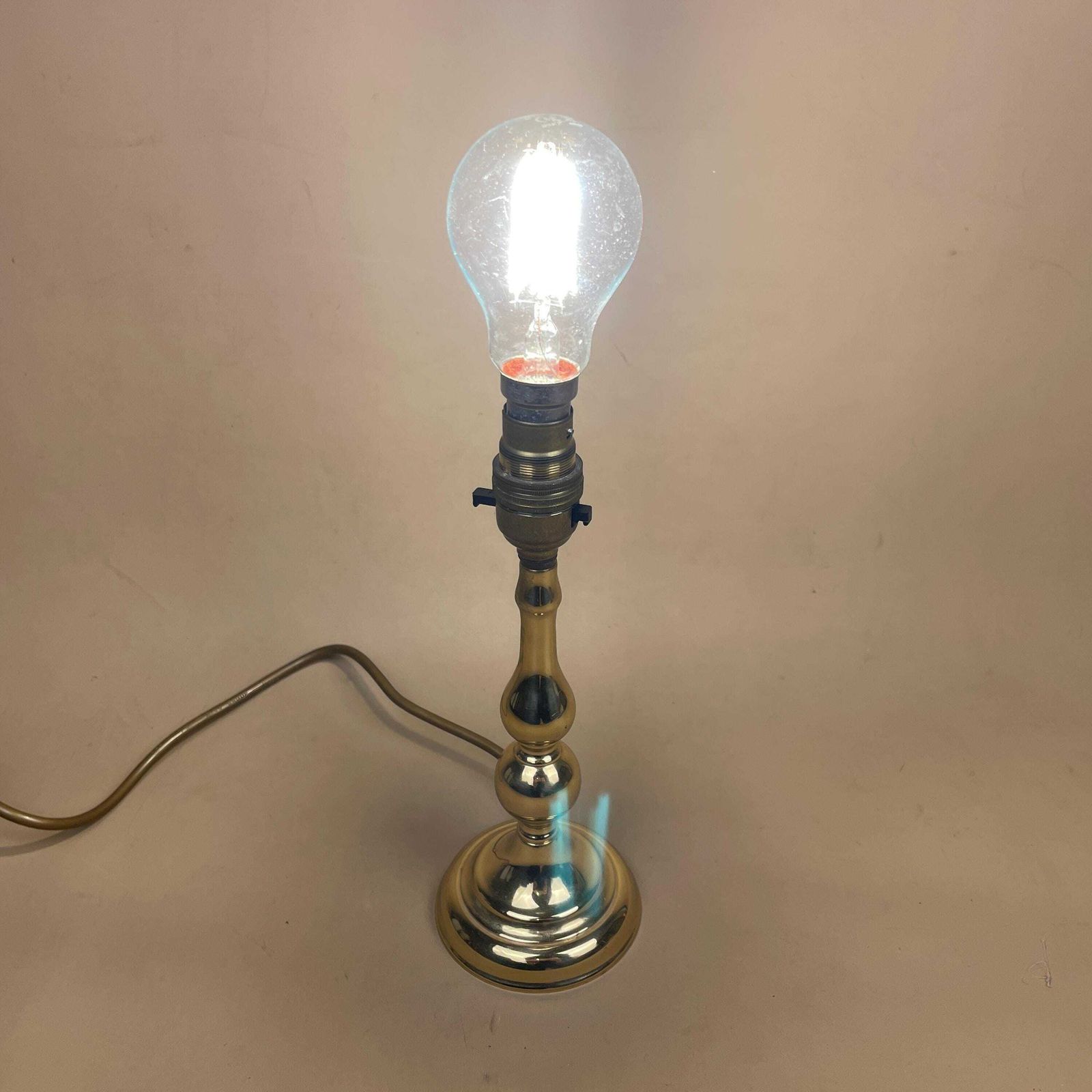 photo furniture Gold Brass Metal Lamp Light Bedside Side Table Desk Column Pillar Ornate Round Base Cottage Antique Vintage Classic Candle
