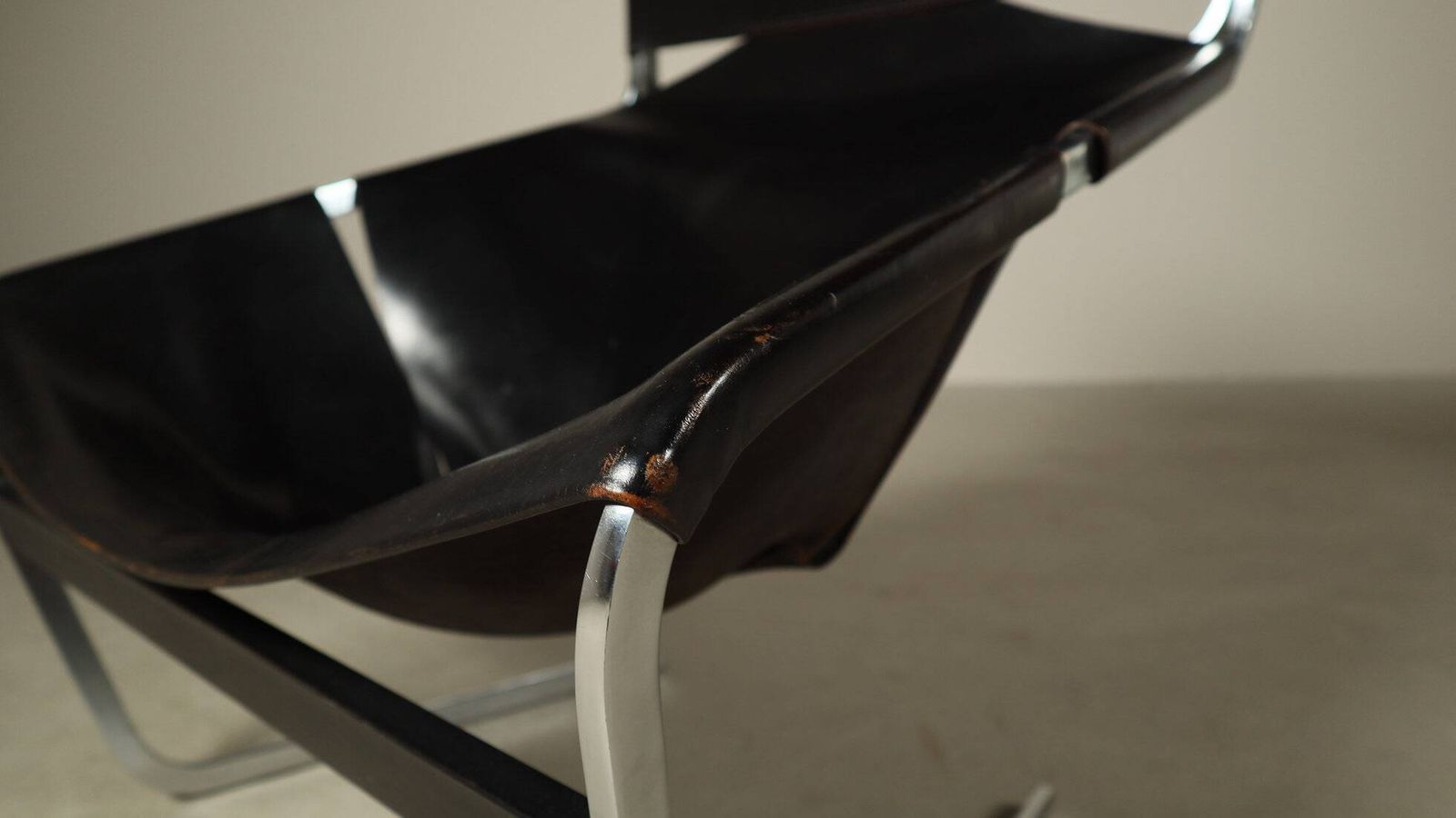 Furniture Pierre Paulin F444 Lounge Chair For Artifort, Netherlands, 1960s photo