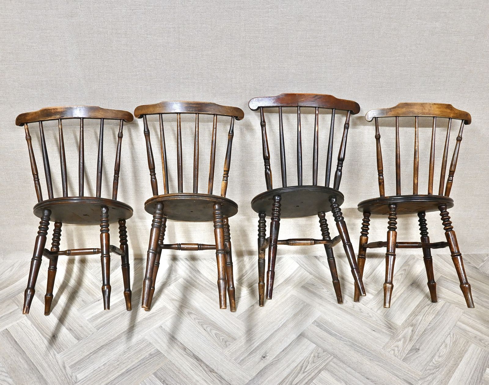Harlequin Set Of 8 Penny Seat Ibex Windsor Kitchen Dining Chairs photo buy