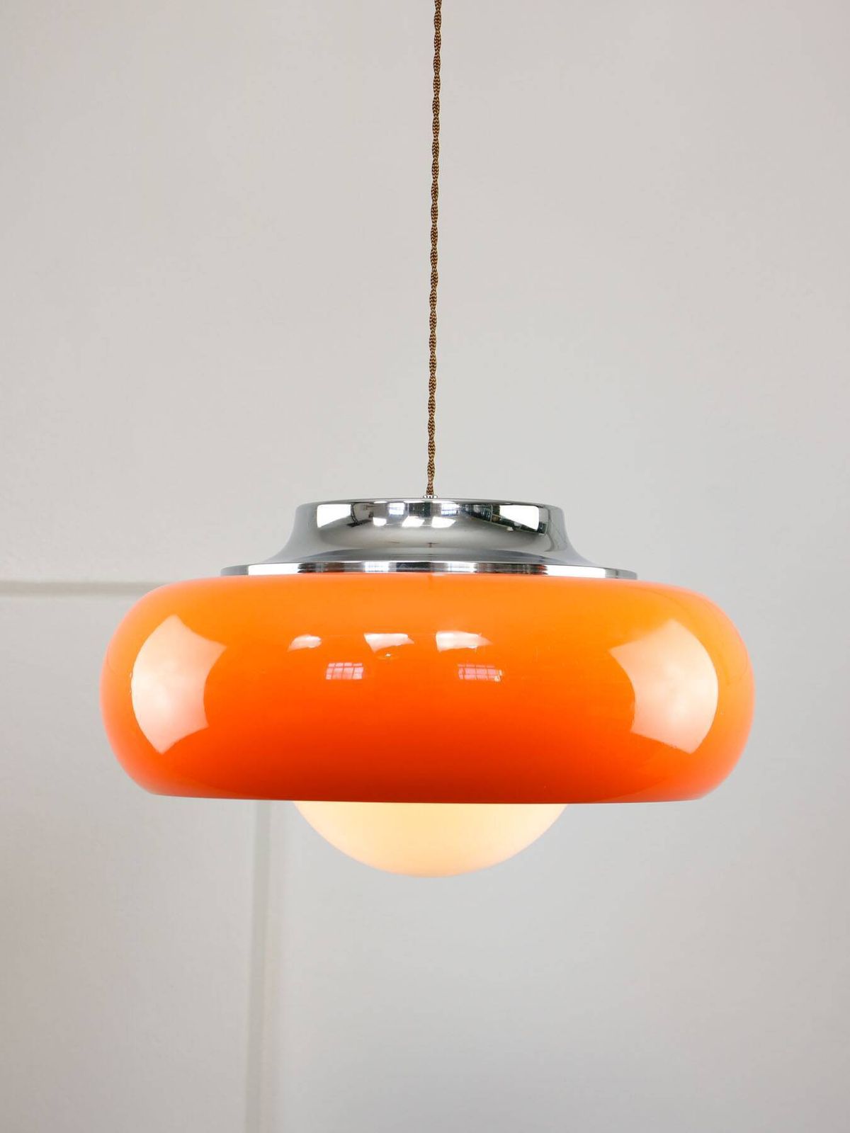 Verlichting Grote Space Age hanglamp model Best van Guzzini in oranje, jaren 1970 photo