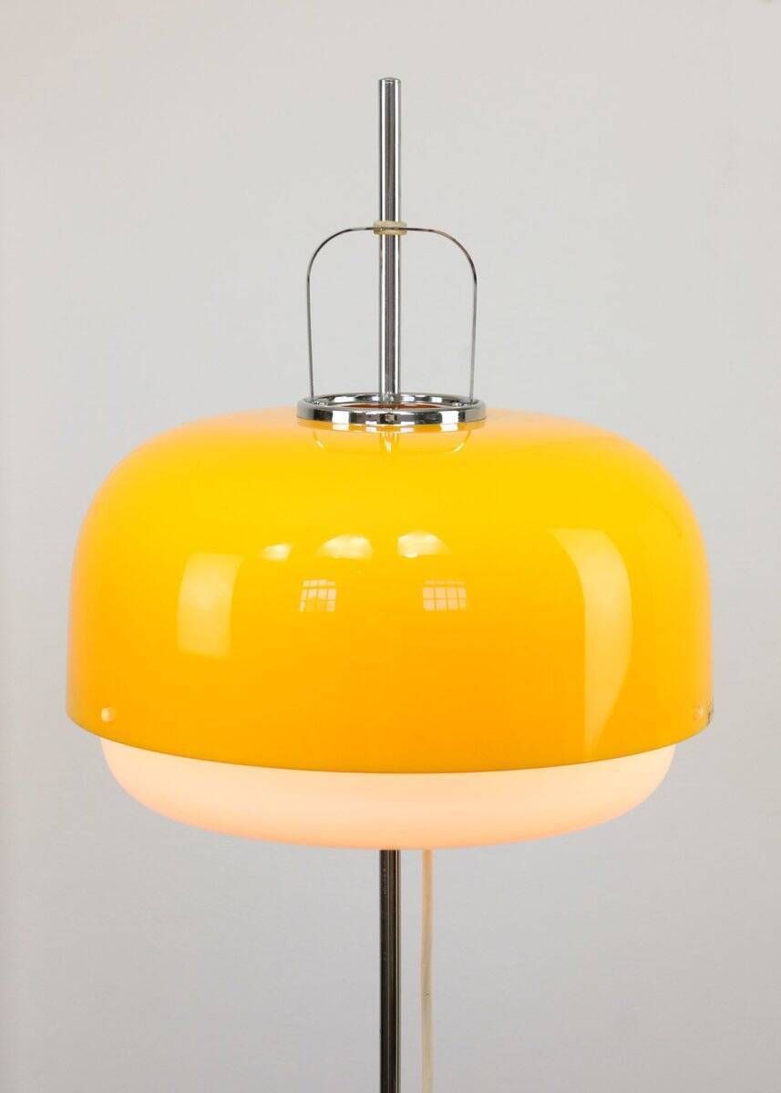 Space Age Yellow Medusa Floor Lamp By Luigi Massoni For Guzzini, 1970s photo buy