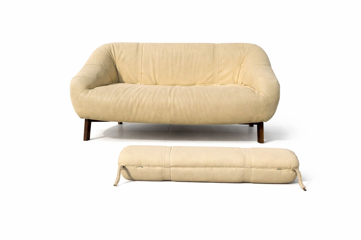 Móveis Corazza 2 Seater Sofa From The 1970s, With A Solid Jatoba Wood Frame And One Piece Leather Removable Seat And Headrest As Percival Lafer photo vinterior