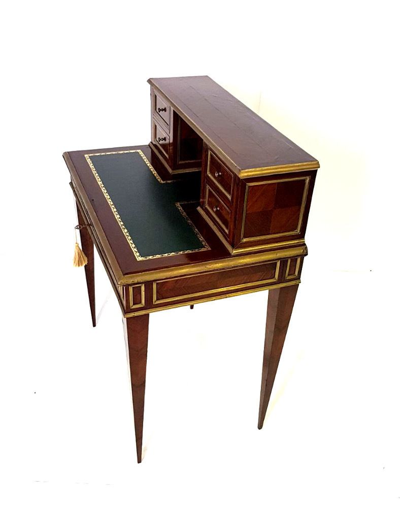 Good Quality 19th Century Rosewood Ladies Writing Desk With Brass Mounts photo Furniture