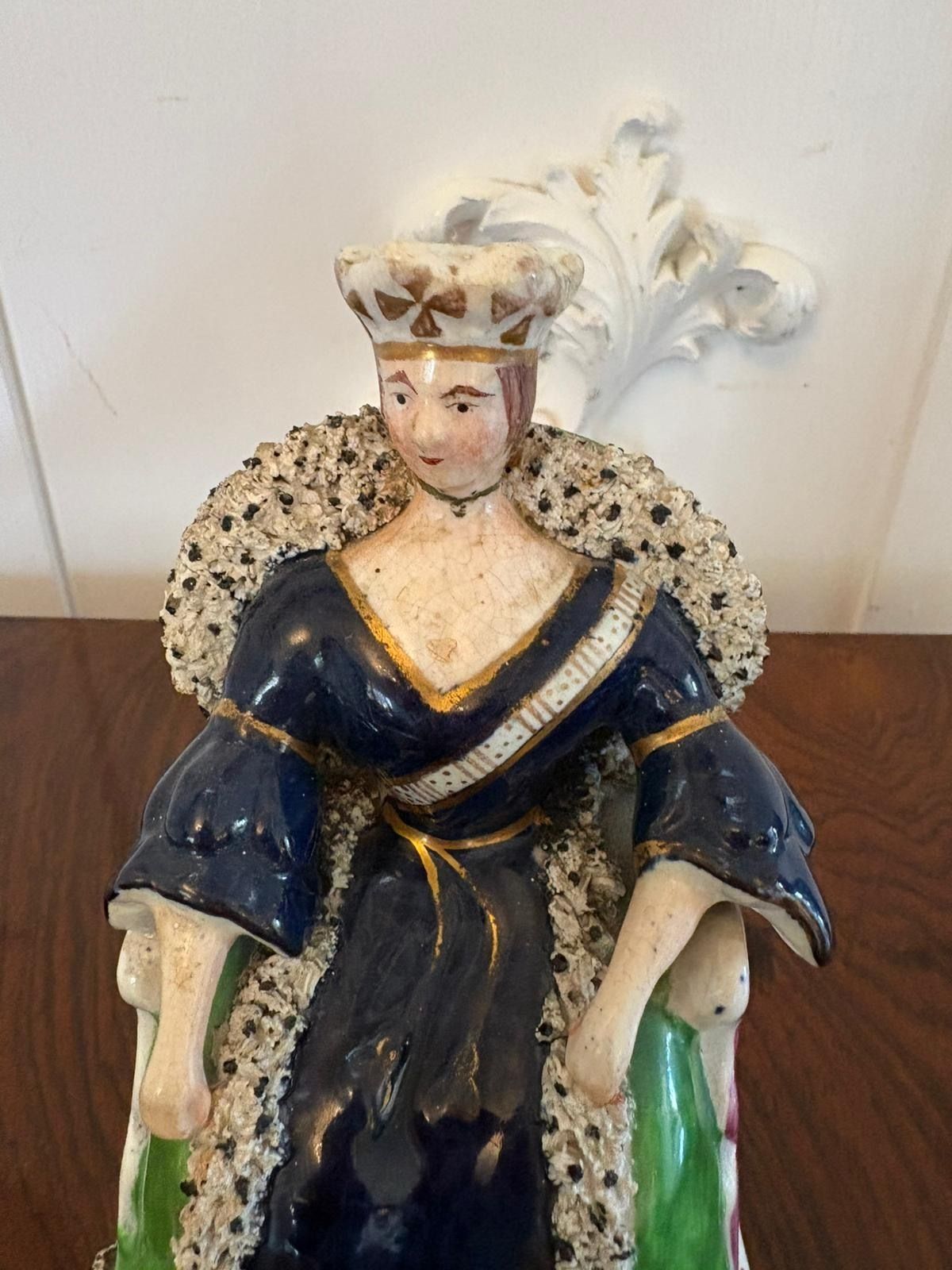 Antique Staffordshire Queen Victoria Figure Flatback Seated Ceramic Ornament Crown Cobalt Blue photo 475.0