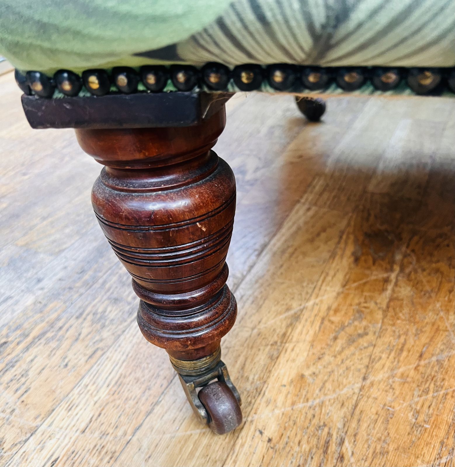 550.0 Victorian Library Chair In The Manner Of Howard & Sons photo