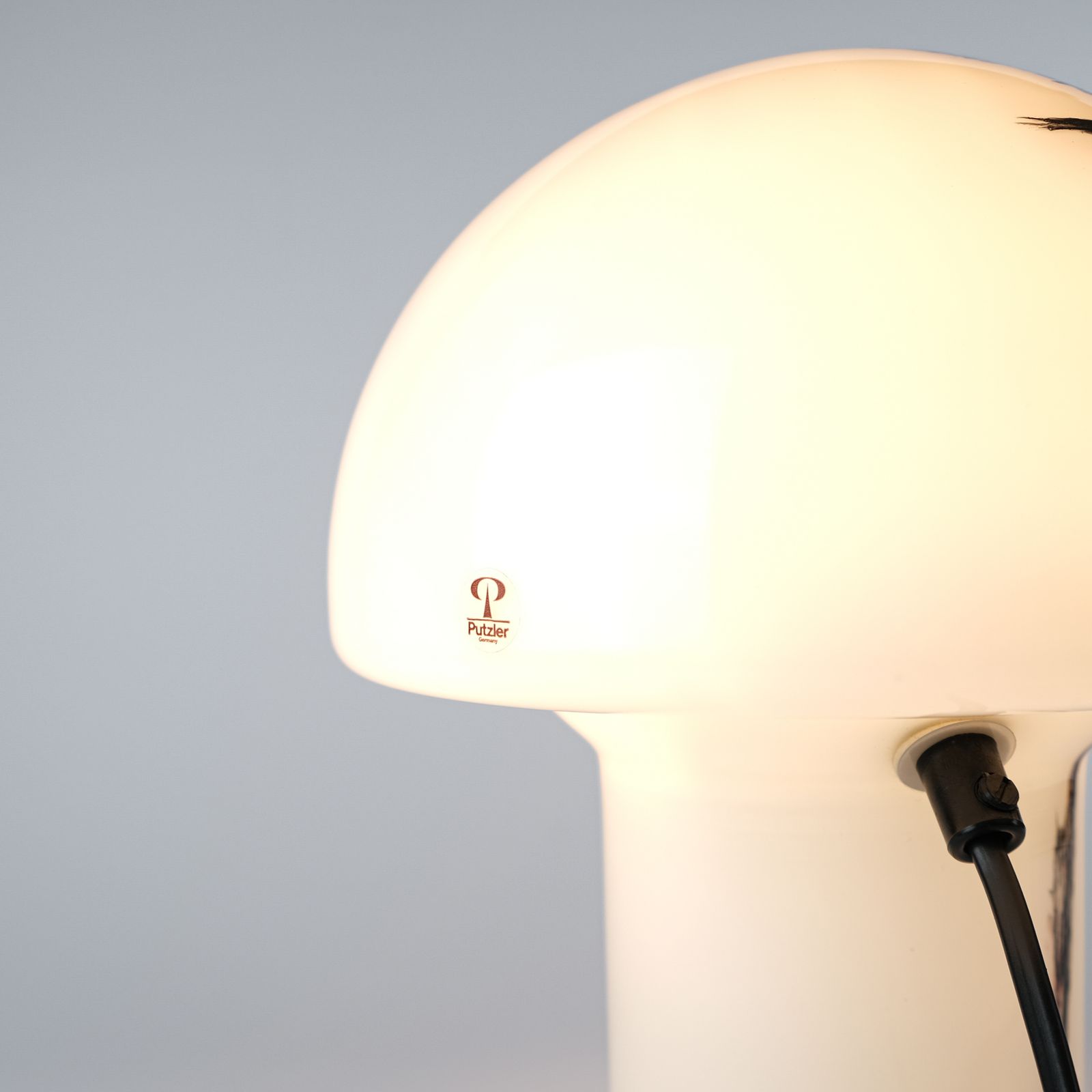 photo vinterior Mid Century "Lido" Glass Table Lamp By Peill & Putzler, Germany C.1970s