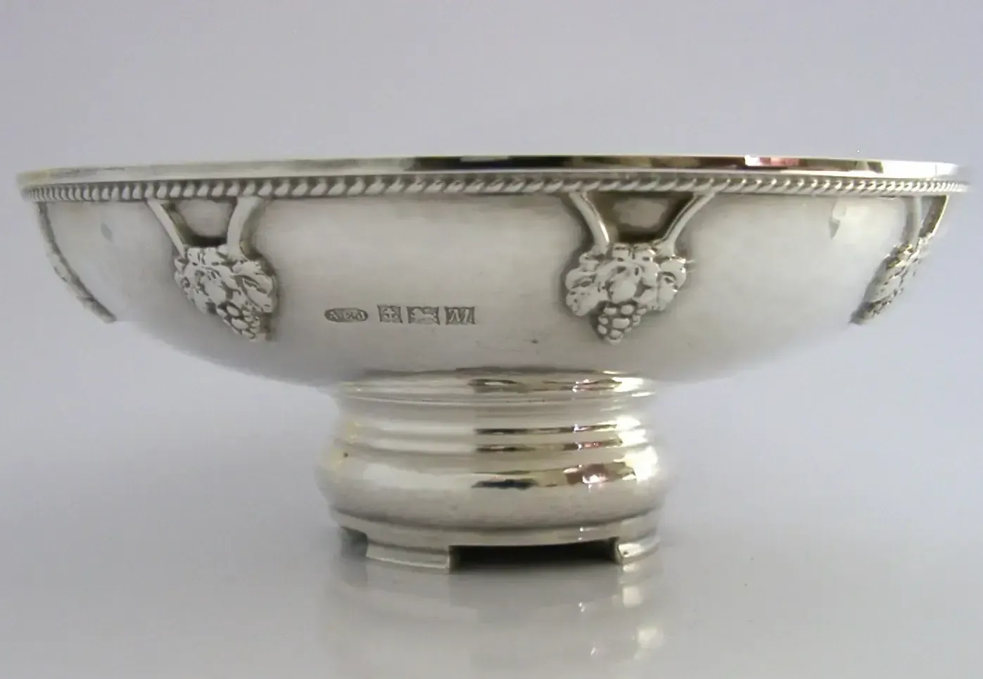Rare A E Jones 230g Sterling Silver Grape Bowl Tazza English Arts & Crafts photo buy