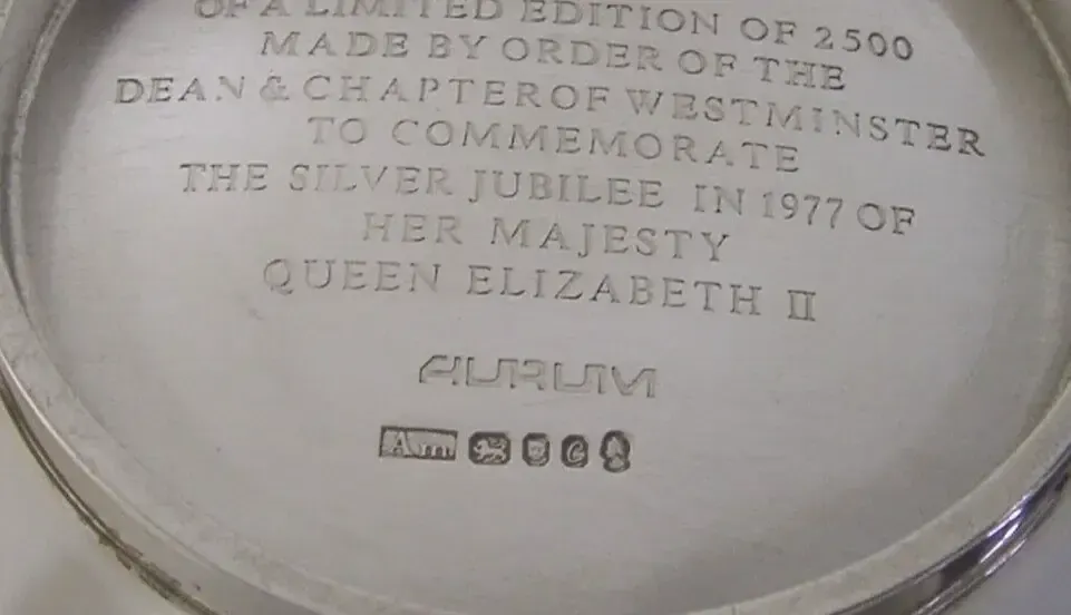 photo for sale Aurum English Sterling Silver Westminster Abbey Bowl Porringer 1977 263g