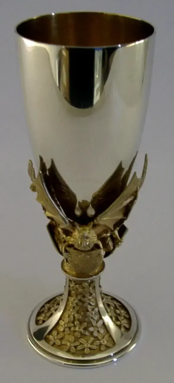 Rare calice en argent massif sterling doré Aurum 376 g, Londres 1981 photo furniture