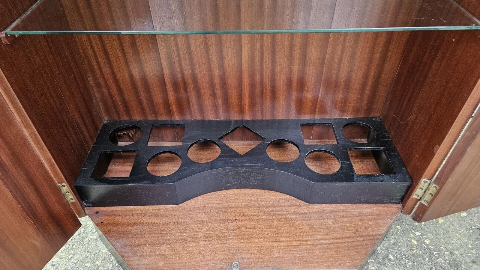British Art Deco Cocktail Bar With Stunning Figured Walnut photo 2800.0