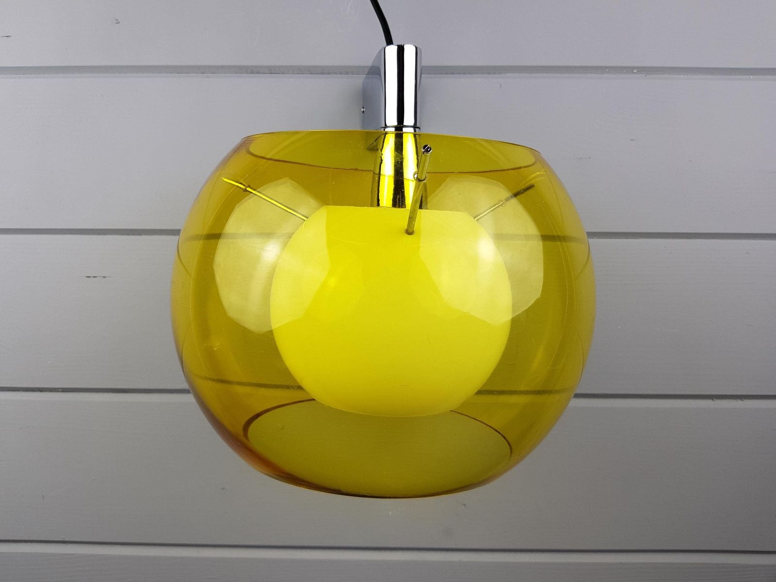 photo furniture Vintage Rossetti Italy Yellow Wall Lamp – Mid Century Modern Plastic Sconce – Italian Design 1970s