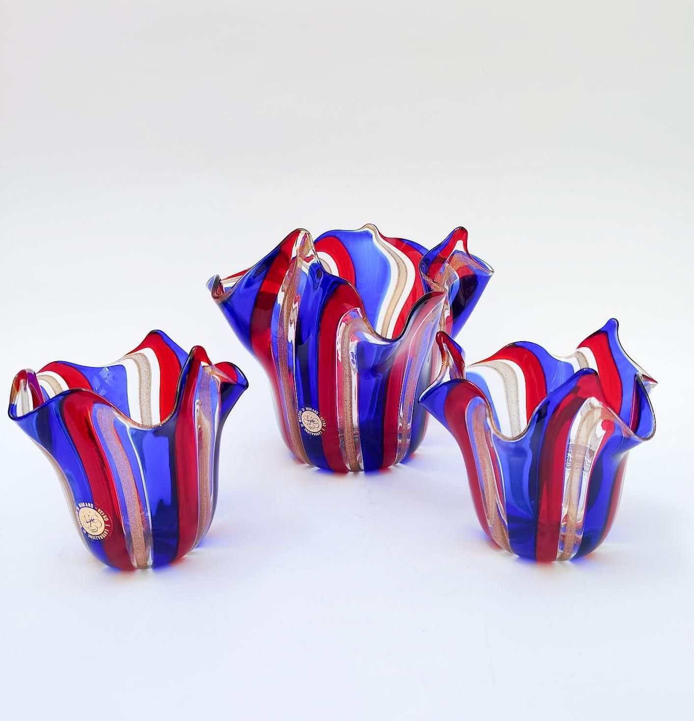 Set Of 3 Murano Glass Vases With A Handkerchief Shape, Red And Blue Canes, Gold Leaf, Vintage Design