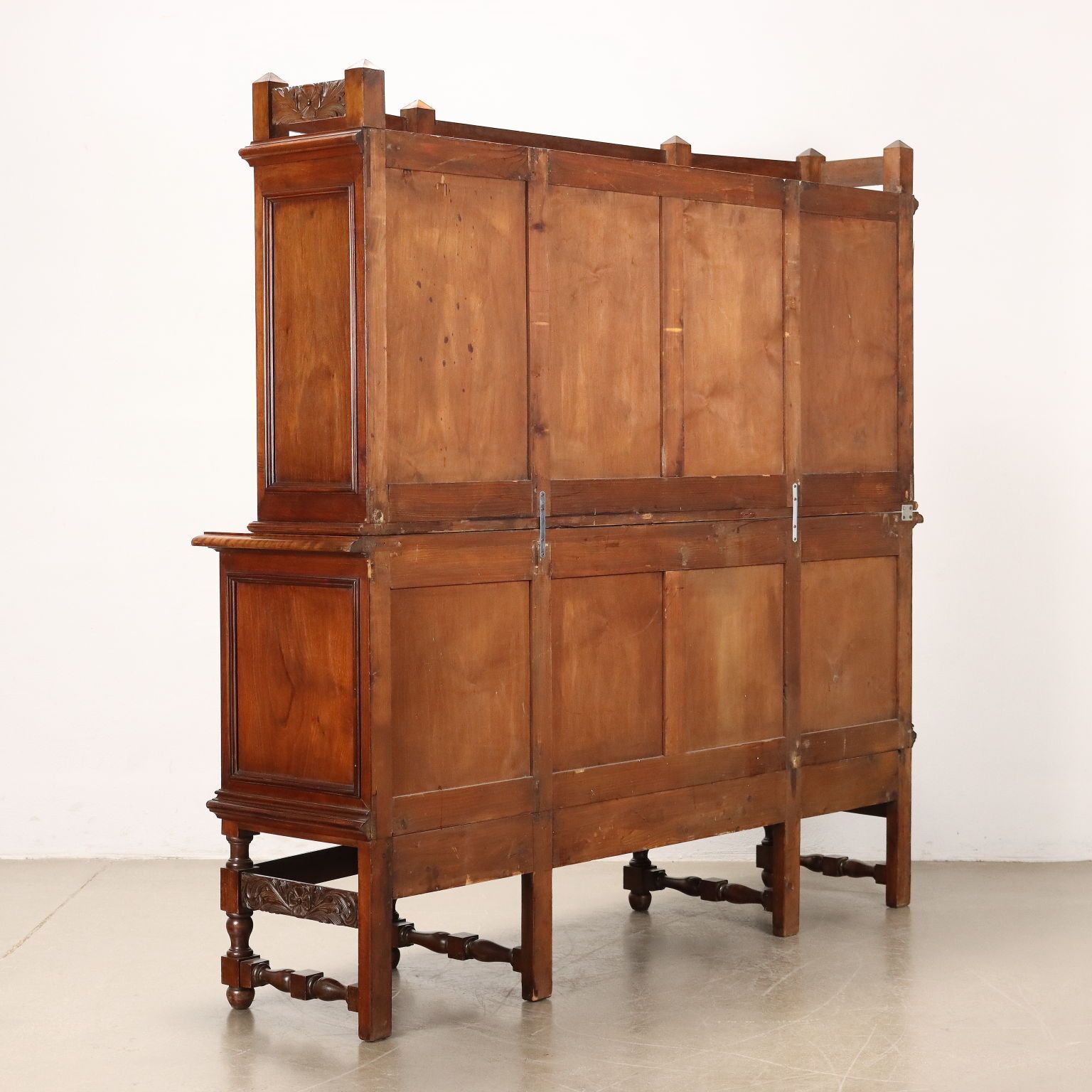 Mobilier Armoire d'époque à double corps en acajou, Italie, XXe siècle photo