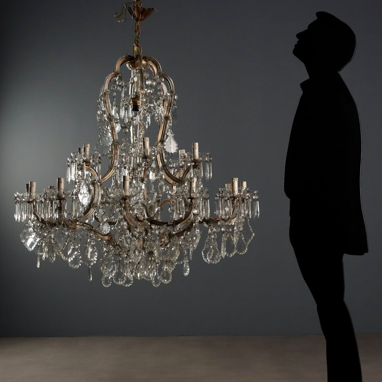 Antique Chandelier Maria Theresa 18 Lights Glass Italy XIX Century photo furniture