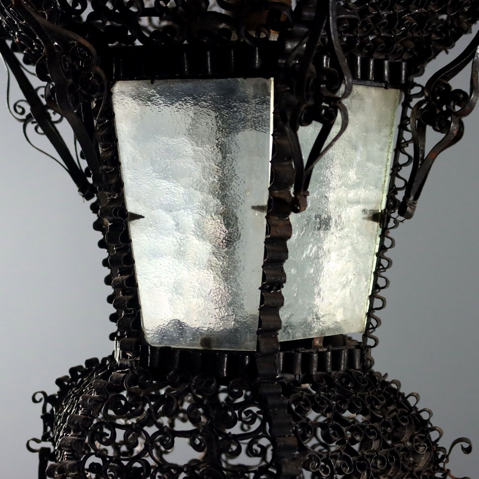 Lustre d'époque en fer et métal, Italie, XXe siècle photo 730.0