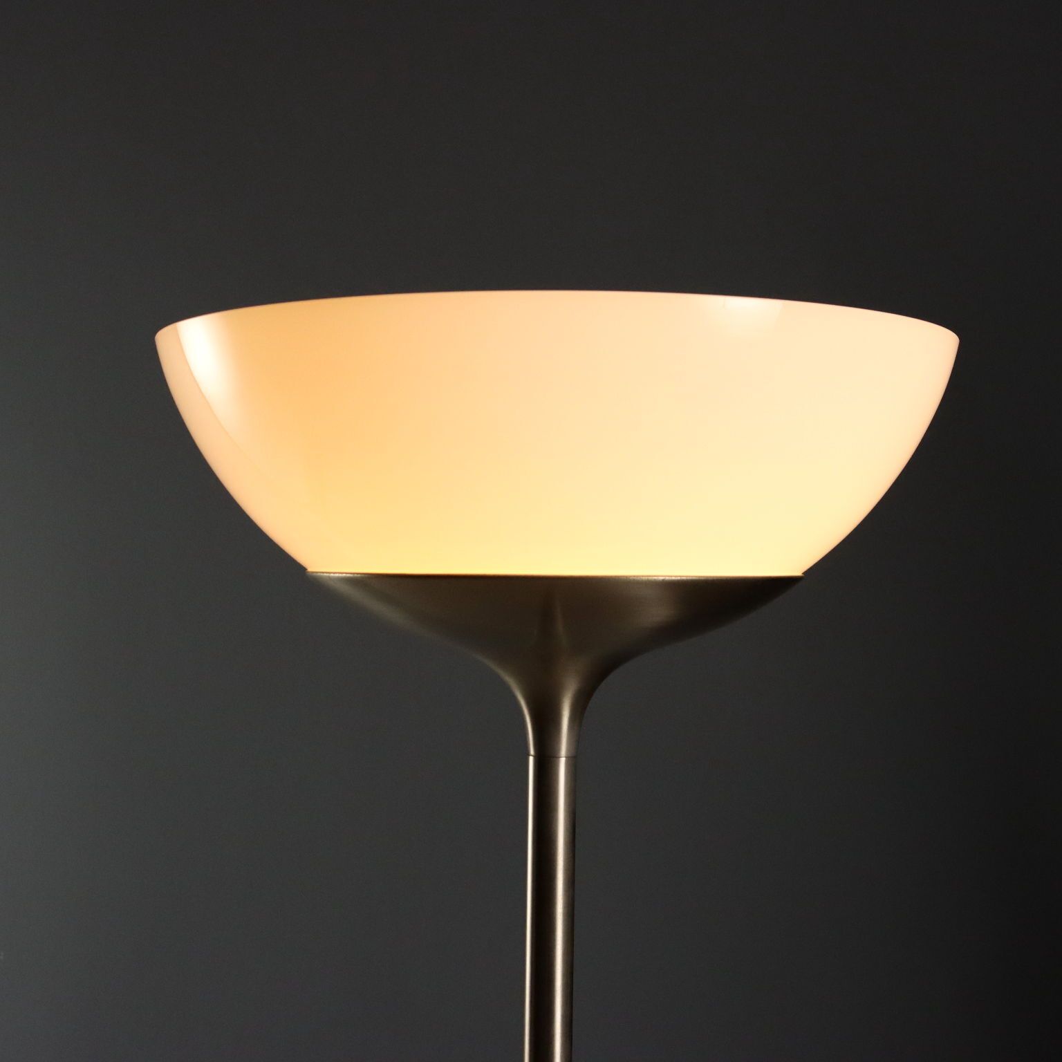 Artemide Aminta Lamp Metaal Wit Glas Design Italië jaren 1970 photo Verlichting