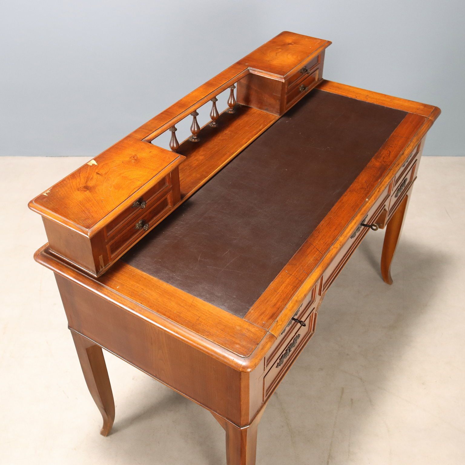 Antique Desk Umbertino Walnut Leather Drawers XIX Century photo vintage