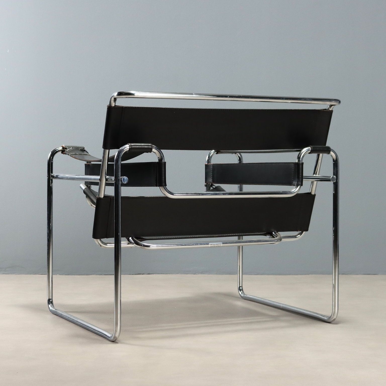 photo for sale Gavina Wassily Armchair Vintage Design Marcel Breuer Italy 1970s