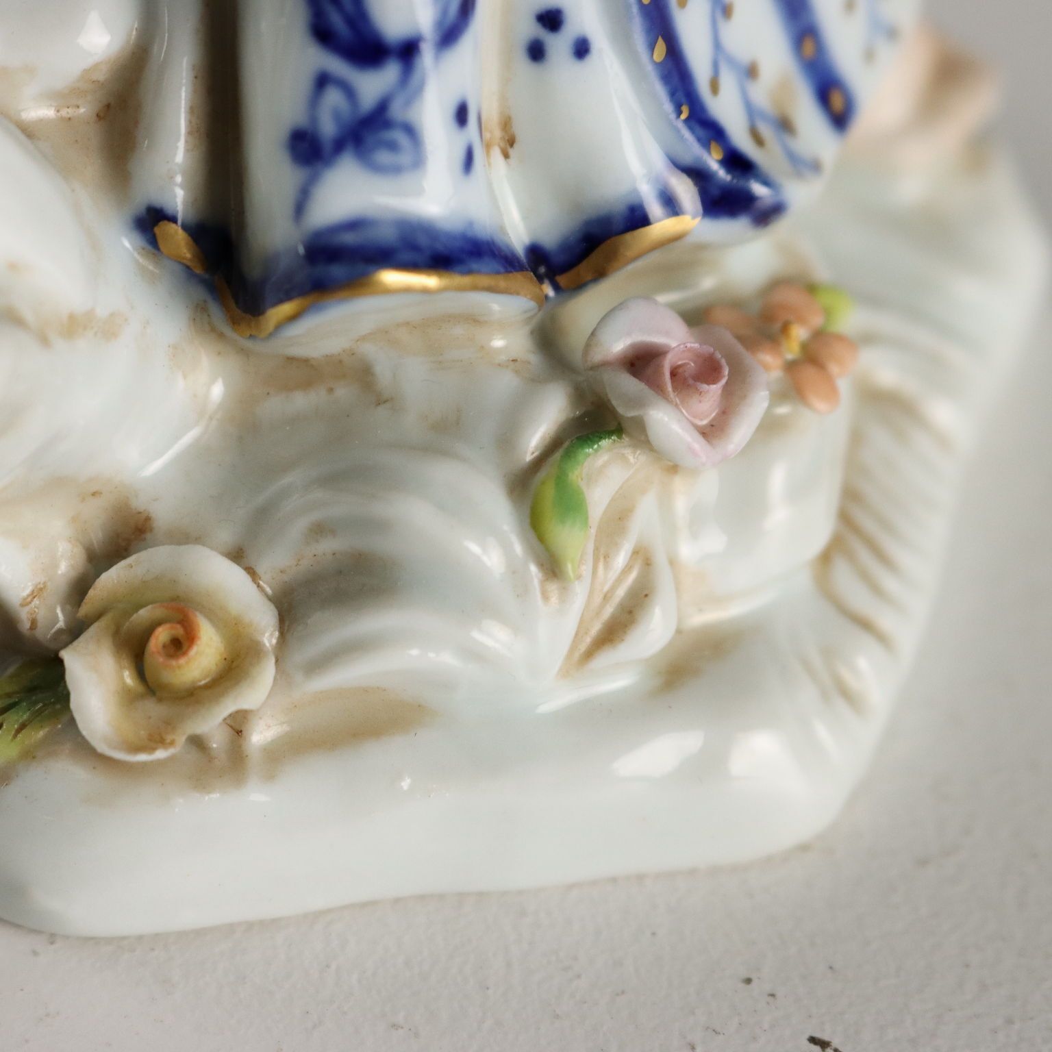 Antieke beeldjes Capodimonte porselein Italië 20e eeuw photo 230.0