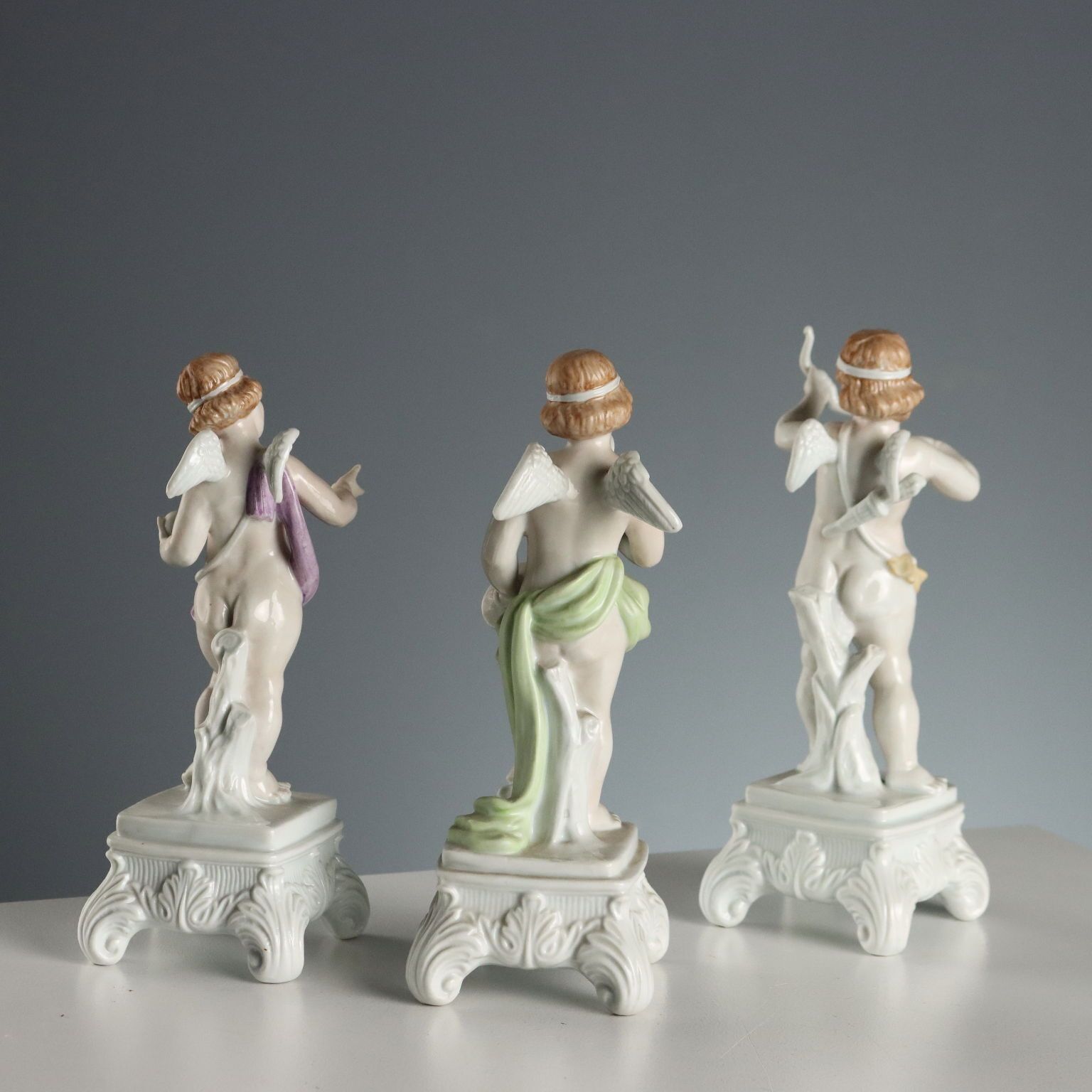 photo furniture Vintage Capodimonte's Porcelain Figurines Italy XX Century