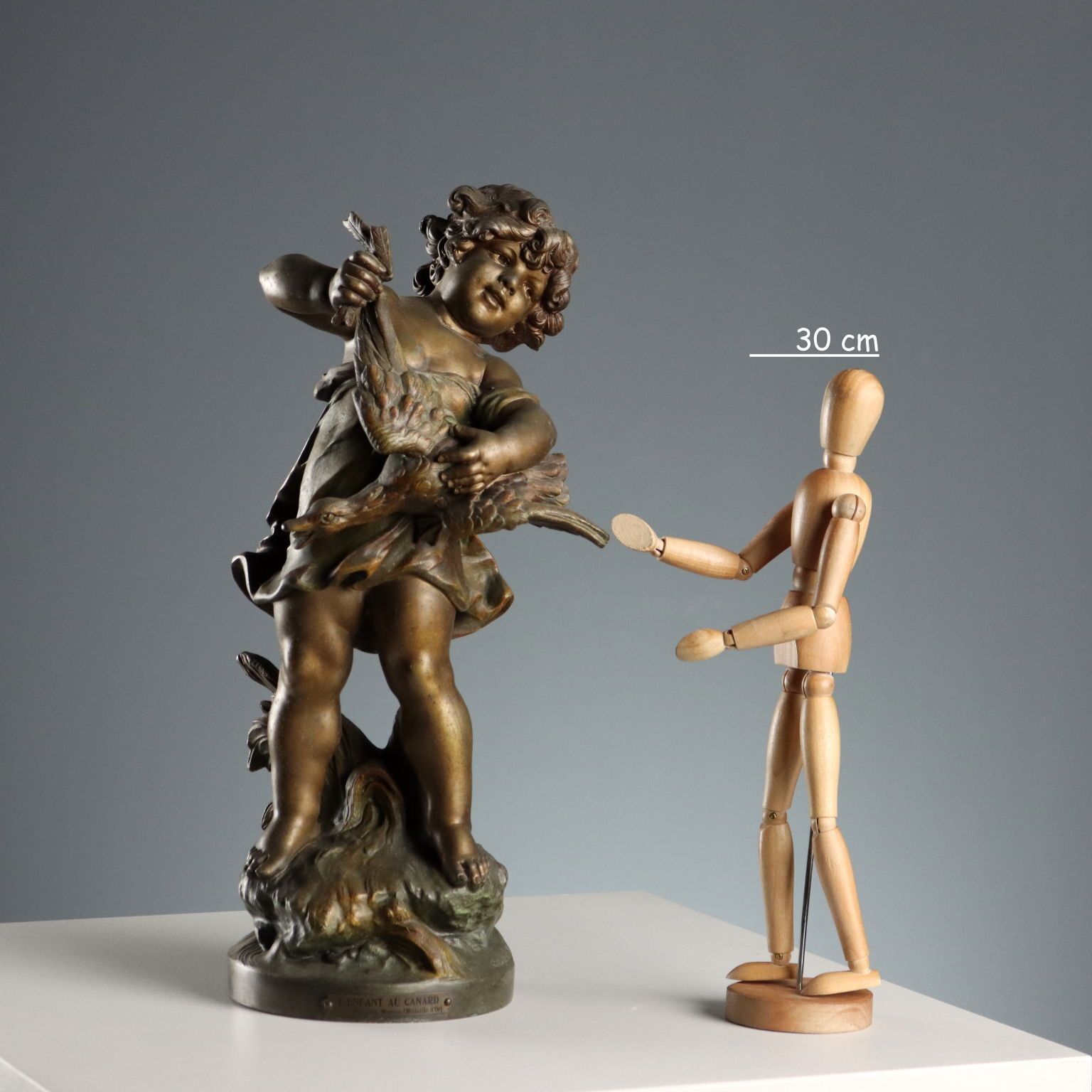 Sculpture d'époque en antimoine signée Auguste Moreau, France, 1906 photo furniture