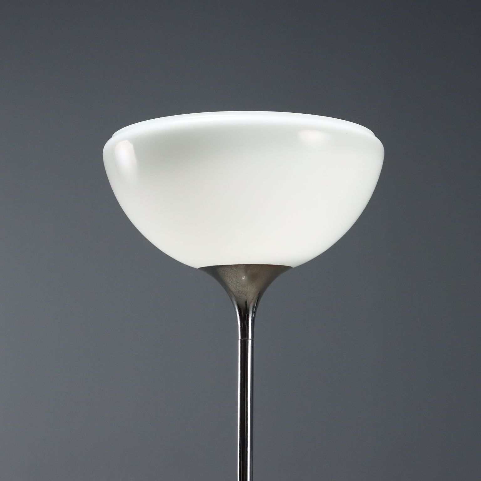 Vintage vloerlamp, verchroomd metaal, design, Italië, jaren 1970 photo vinterior