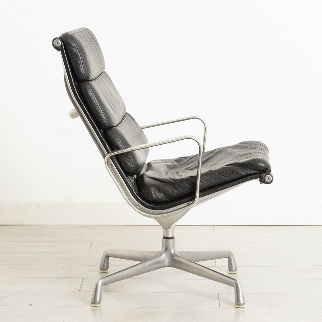 Soft Pad Aluminium Desk Chair Model A216 In Black Leather By Charles & Ray Eames For Herman Miller C.1975 photo for sale