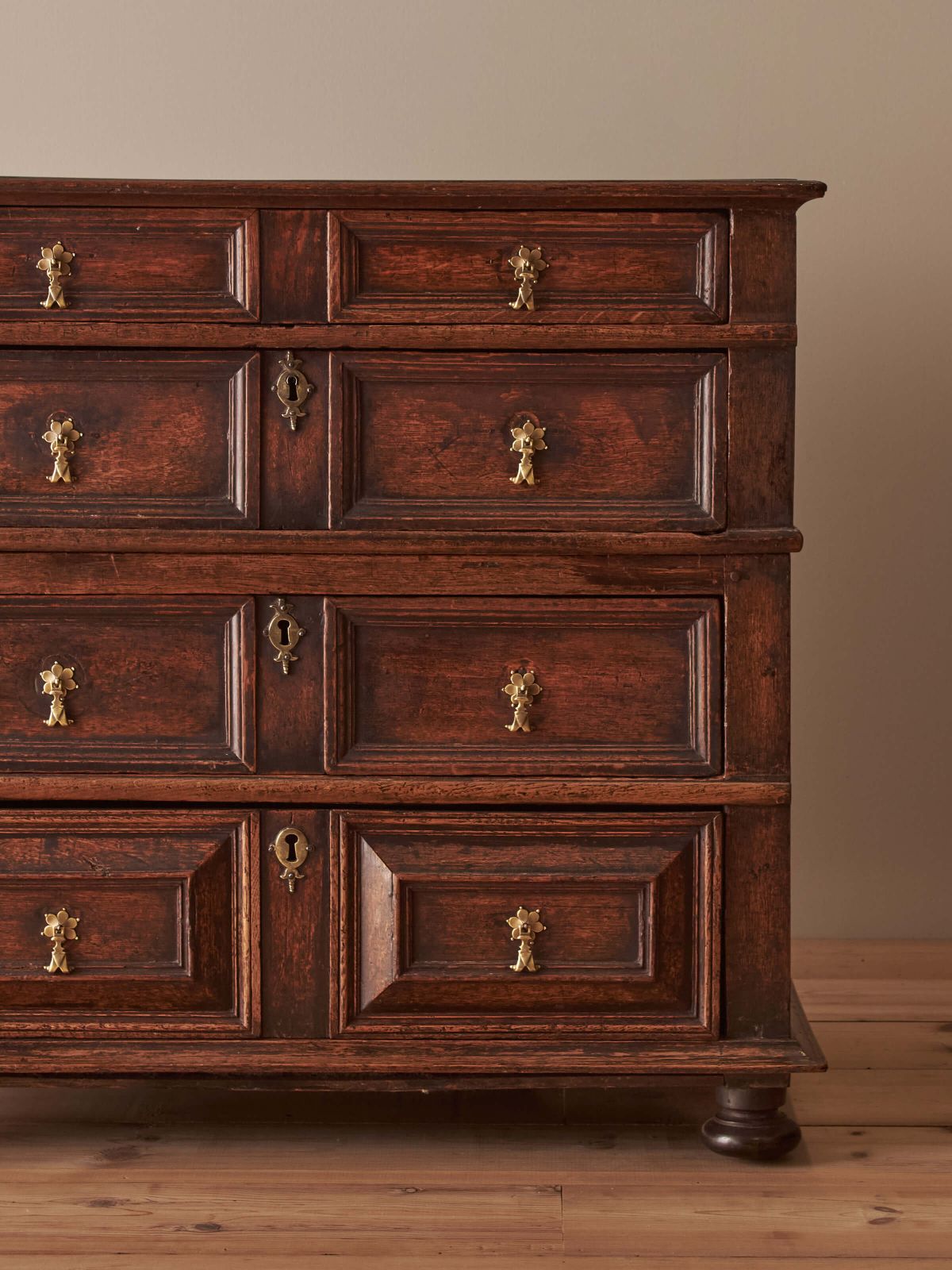 A George I Oak Chest Of Drawers On Bun Feet photo furniture