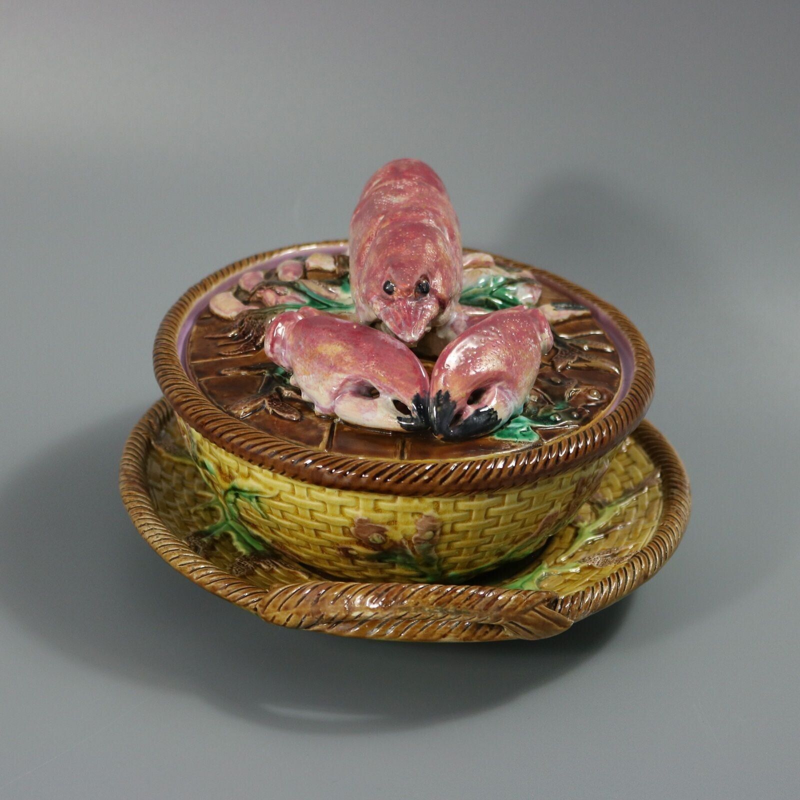 George Jones Majolica Schotel met Kreeft photo vintage