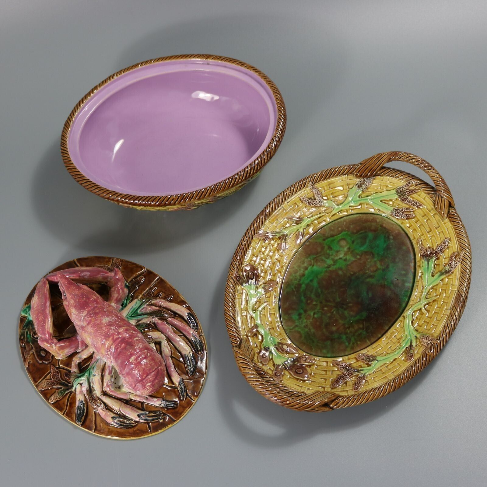 Woonaccessoires George Jones Majolica Schotel met Kreeft photo