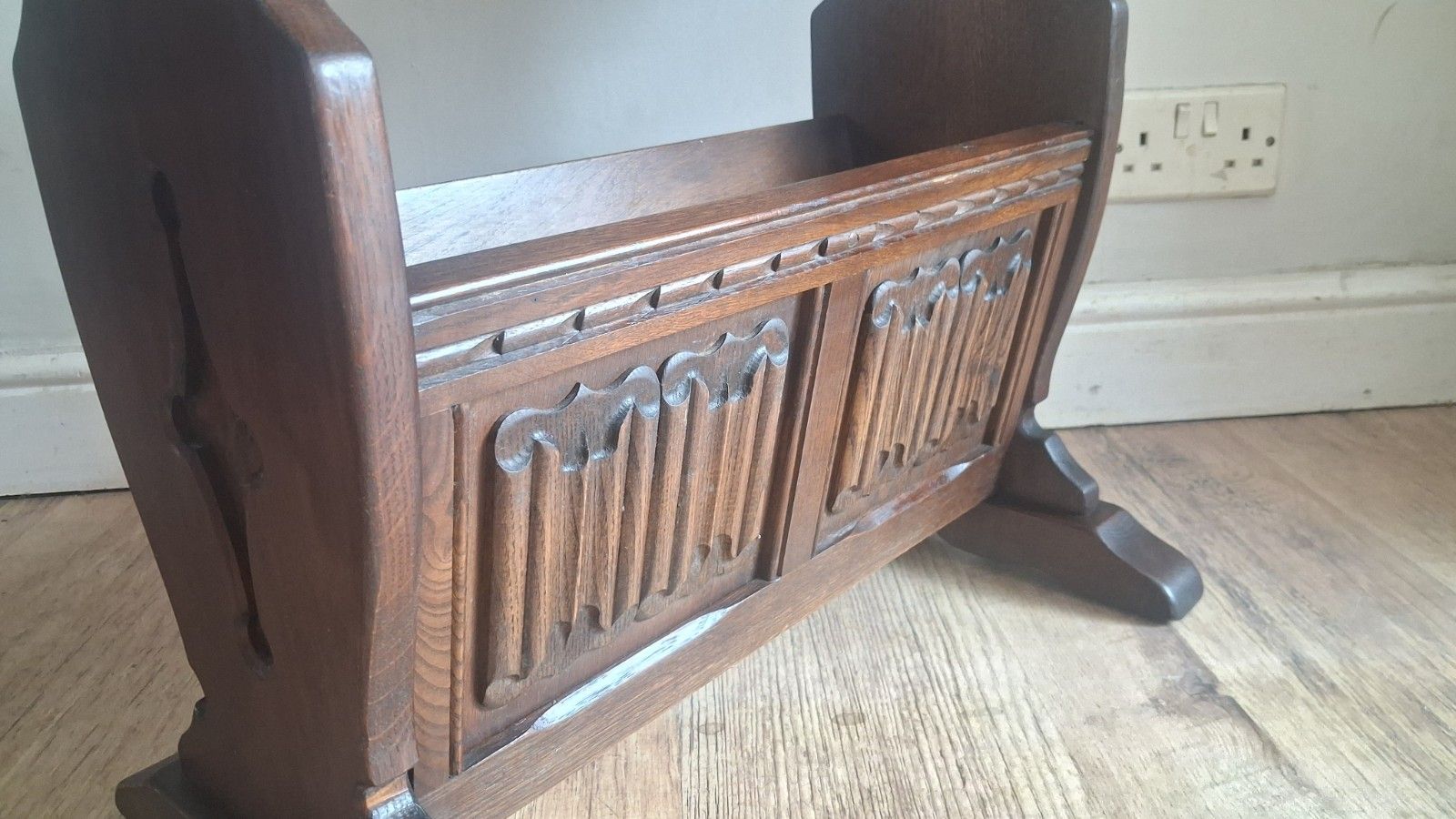 Delightful Old Charm  Oak Magazine Table /Coffee Table In Very Good Condition photo for sale