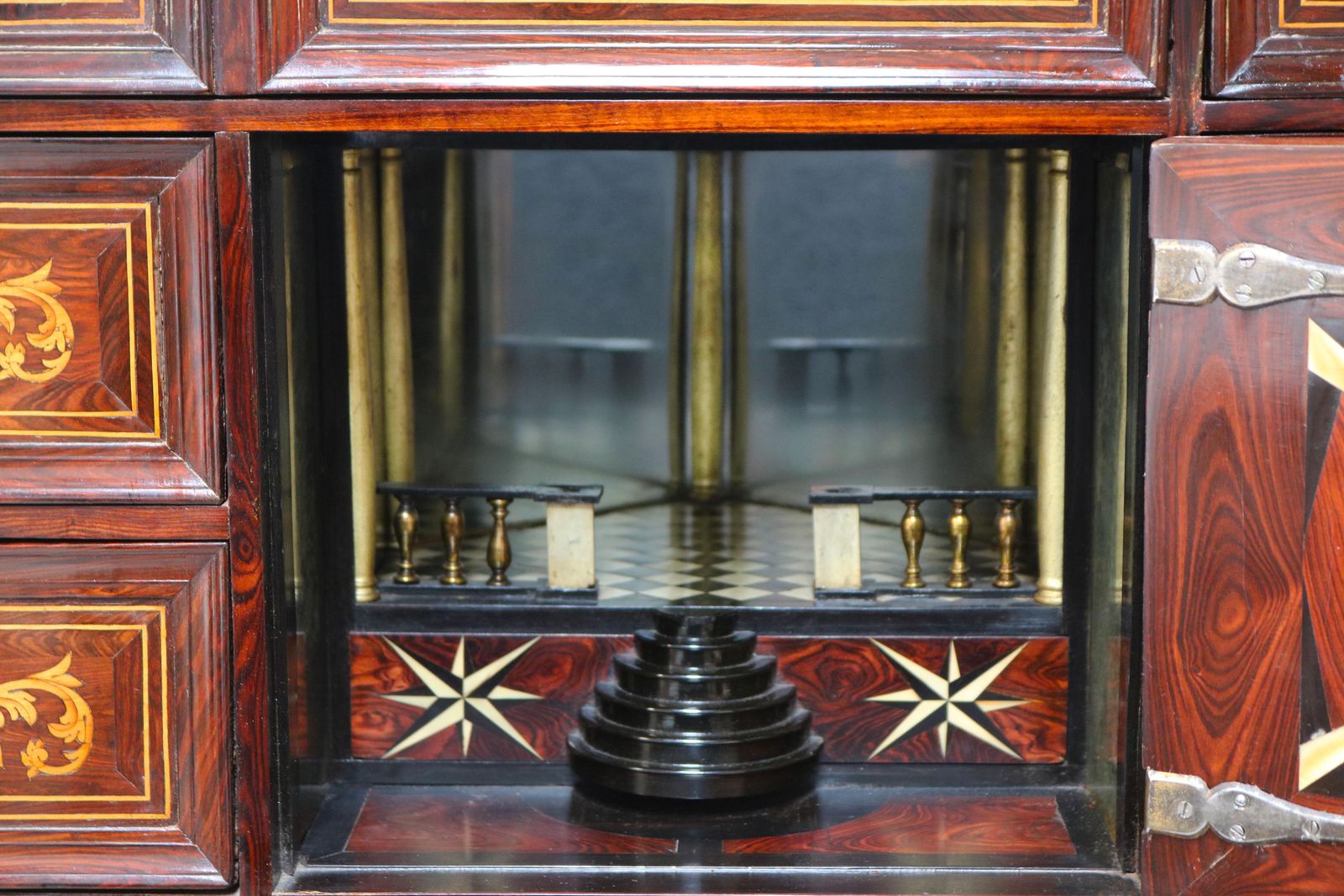 Dutch Marquetry Art Cabinet With Theater And Trompe L'oeil 17th Century Style photo 30067.0
